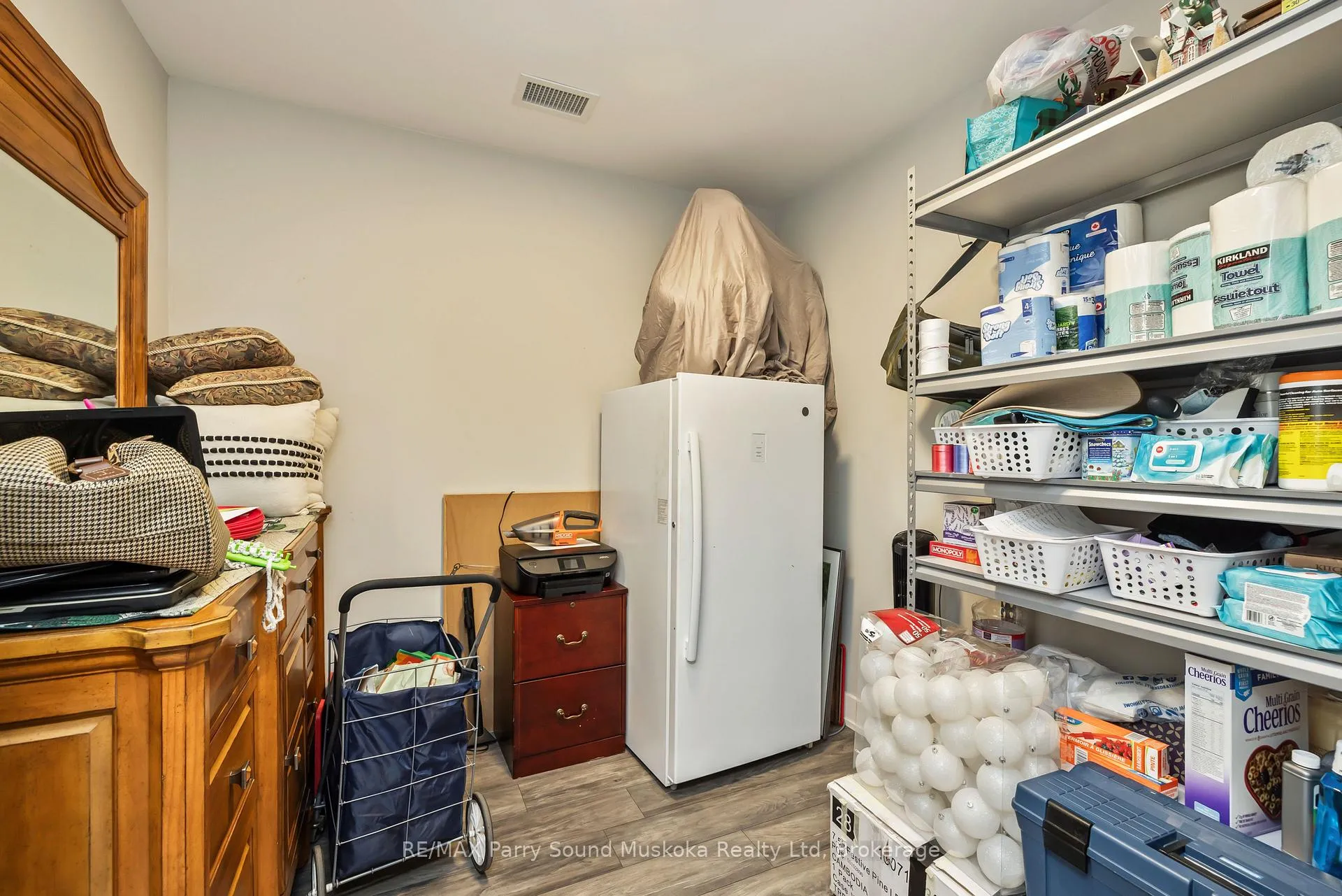 Photo 24 of Unit 105, 20 Salt Dock Road, Parry Sound — HOMEH