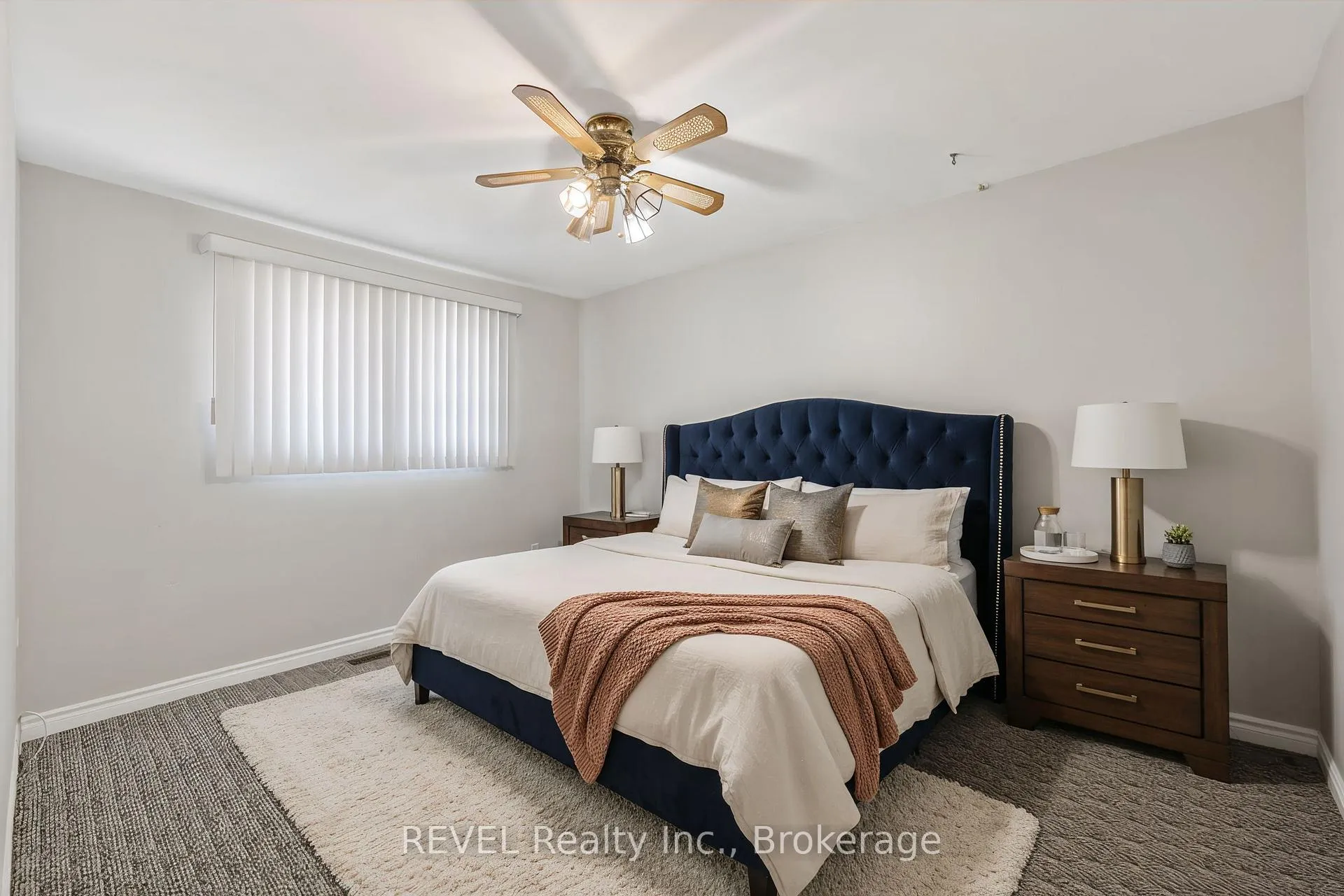 Photo 24 of 19 Lynwood Drive, Hamilton, Stoney Creek — HOMEH