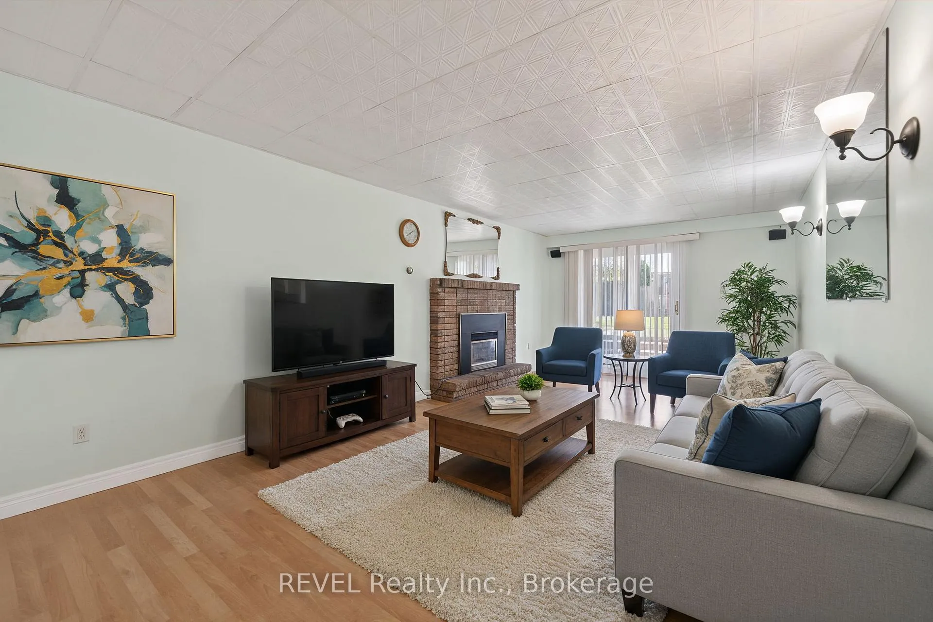 Photo 28 of 19 Lynwood Drive, Hamilton, Stoney Creek — HOMEH