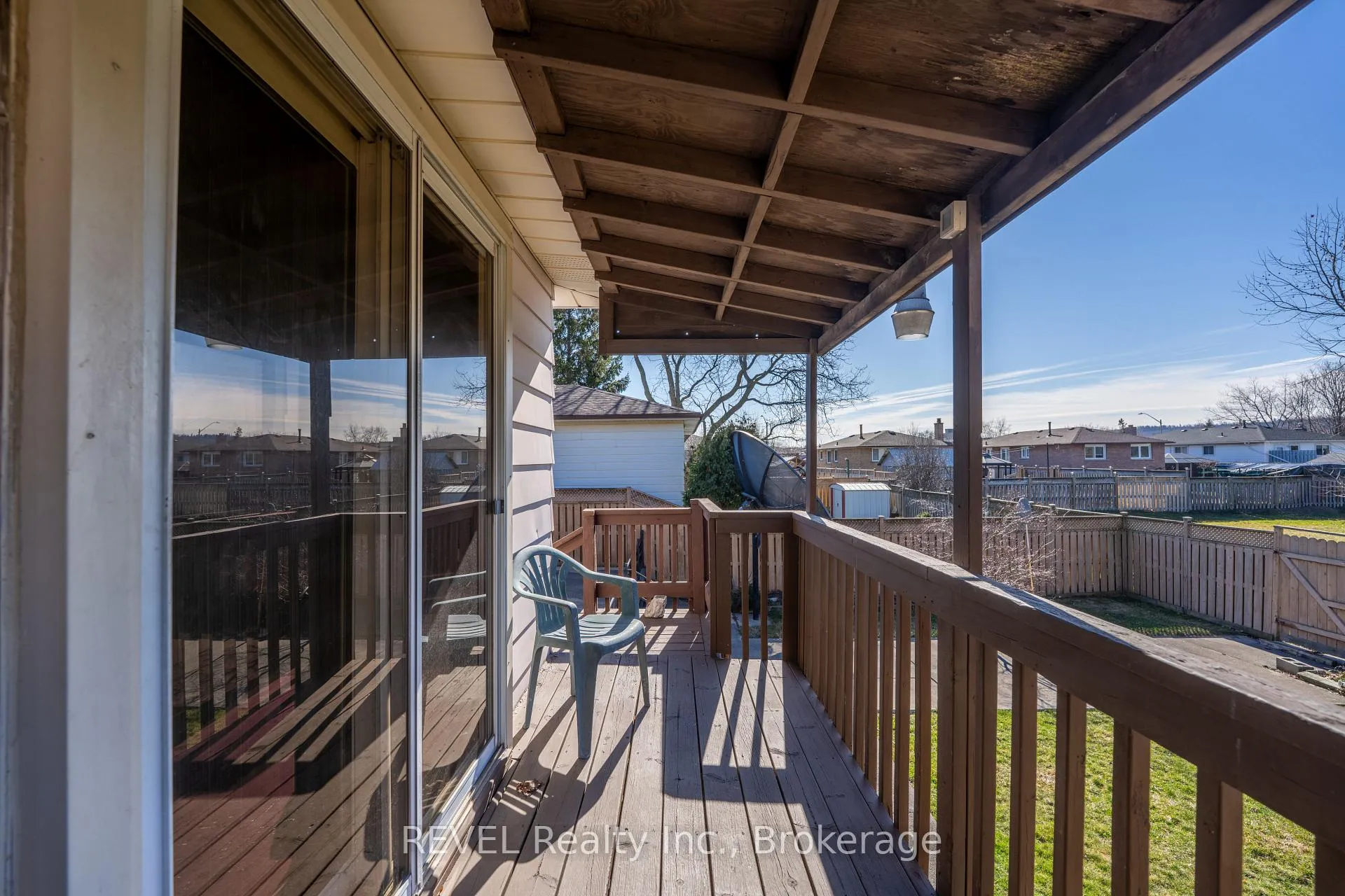 Photo 41 of 19 Lynwood Drive, Hamilton, Stoney Creek — HOMEH