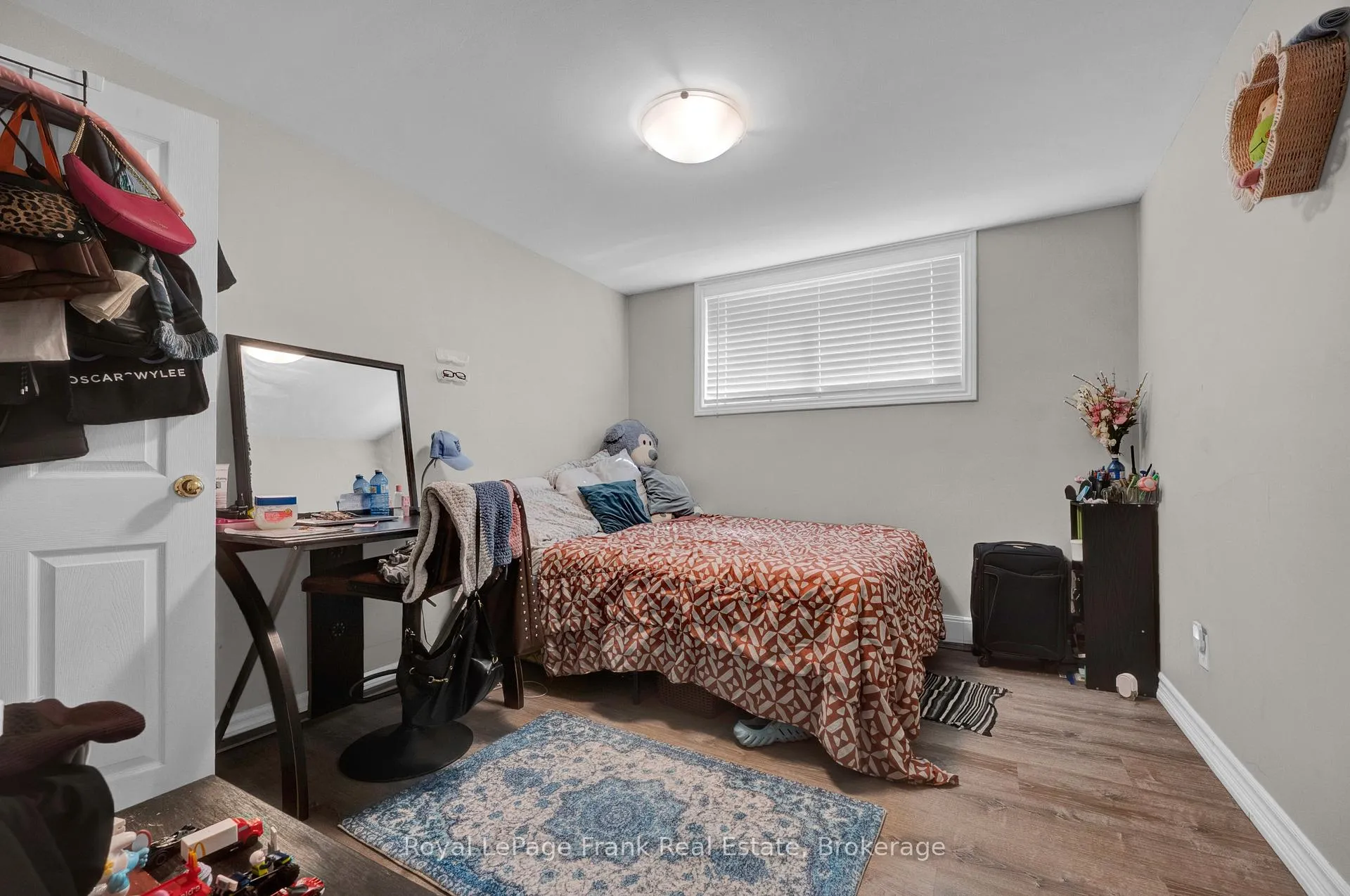 Photo 26 of 596 Talbot Court, Oshawa, Vanier — HOMEH
