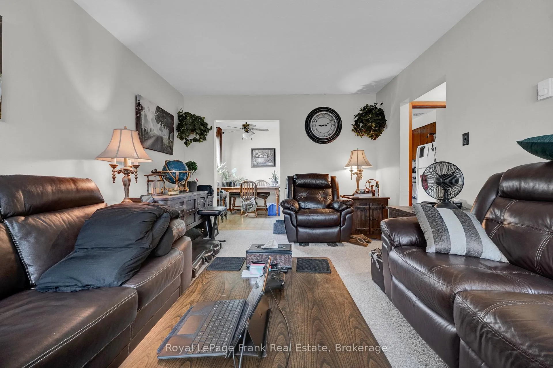 Photo 31 of 596 Talbot Court, Oshawa, Vanier — HOMEH