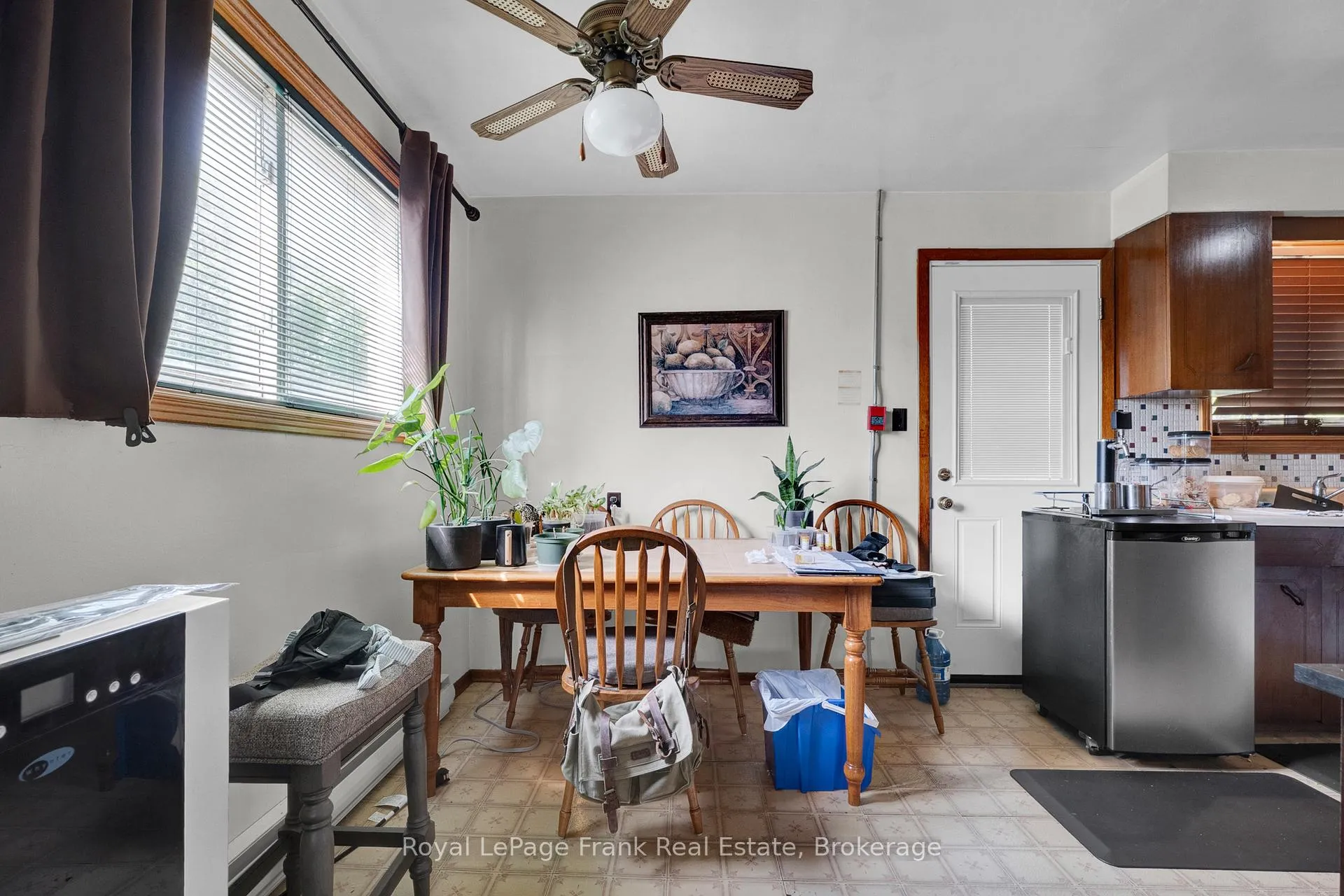 Photo 32 of 596 Talbot Court, Oshawa, Vanier — HOMEH
