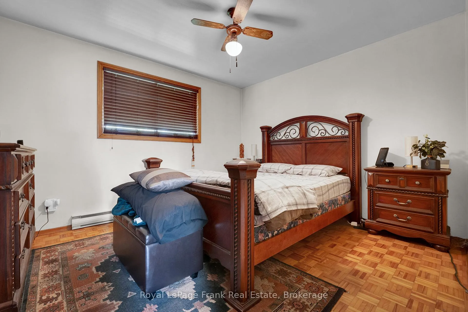Photo 35 of 596 Talbot Court, Oshawa, Vanier — HOMEH