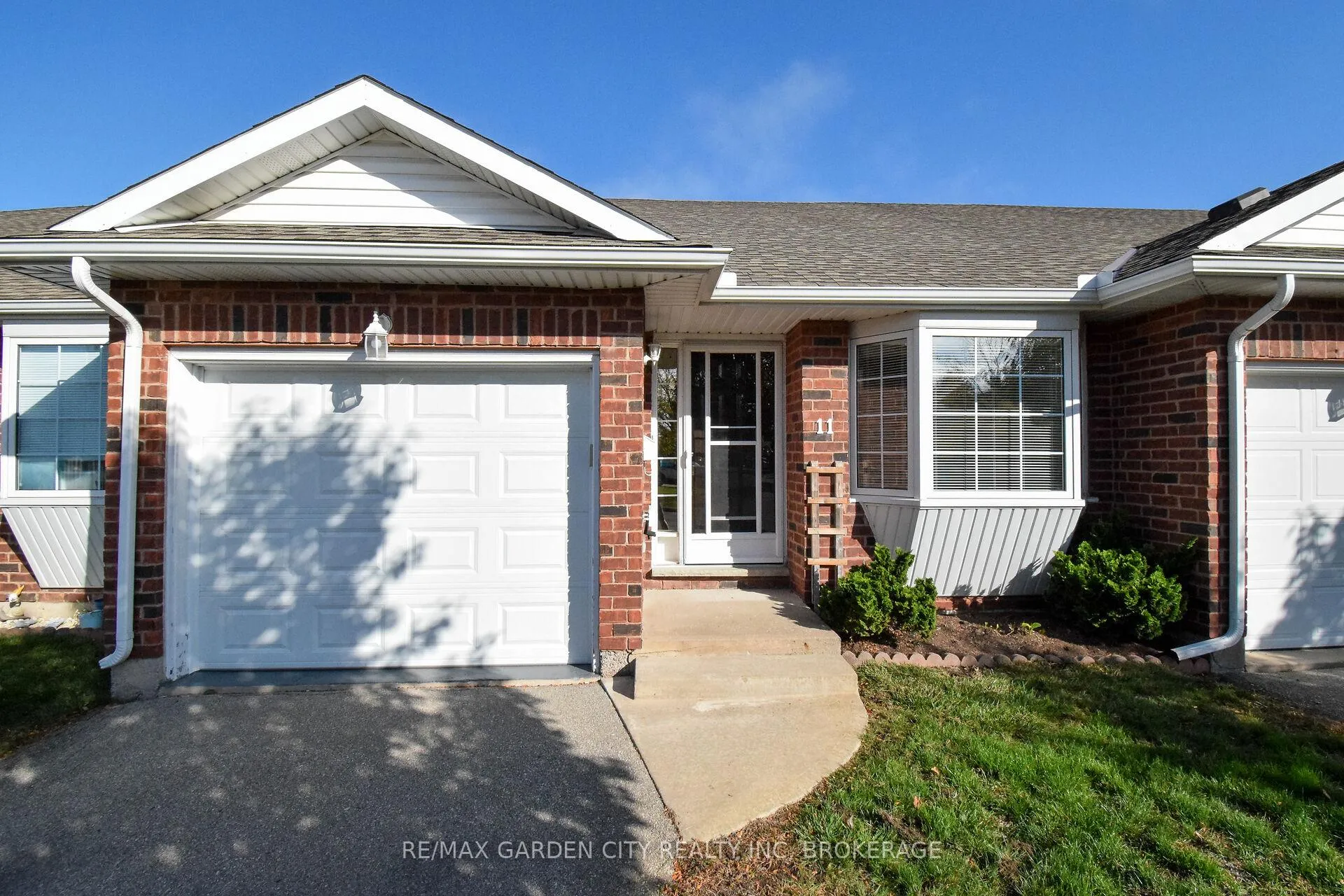 Photo 1 of Unit 11, 162 First Street, Welland, Lincoln/Crowland — HOMEH