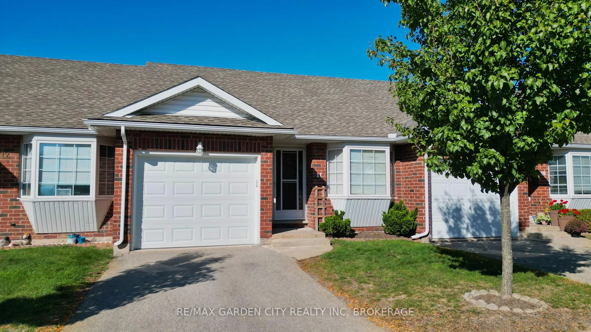 Photo 2 of Unit 11, 162 First Street, Welland, Lincoln/Crowland — HOMEH