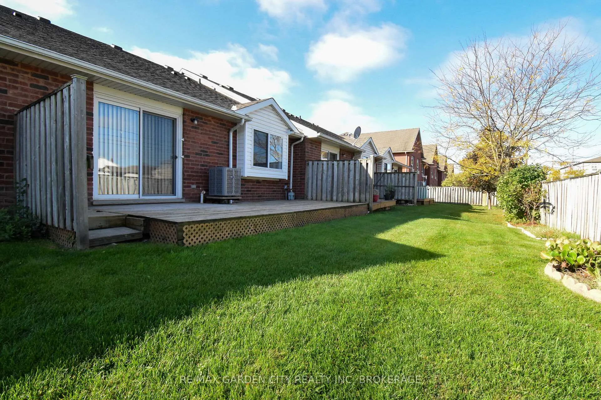 Photo 32 of Unit 11, 162 First Street, Welland, Lincoln/Crowland — HOMEH