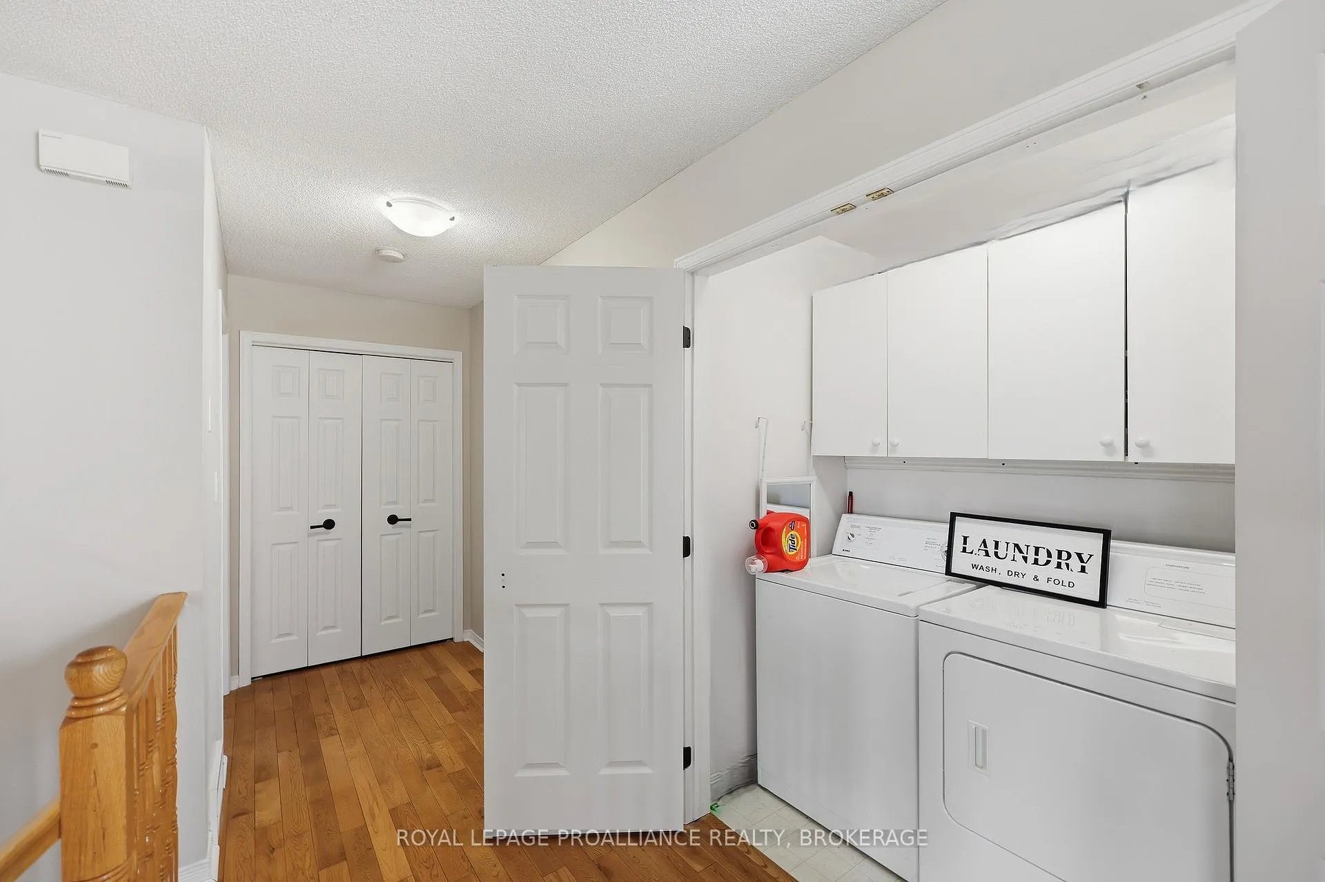 Photo 13 of 1380 Fisher Crescent, Kingston, City Southwest — HOMEH