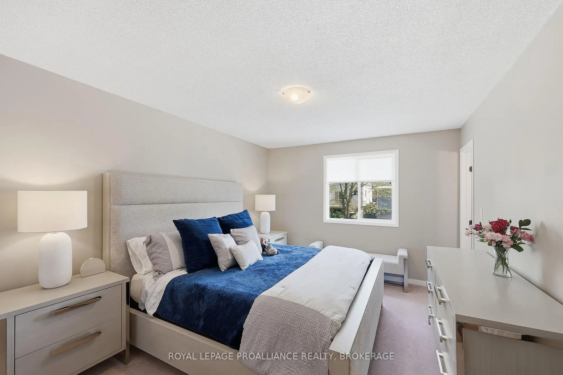 Photo 14 of 1380 Fisher Crescent, Kingston, City Southwest — HOMEH