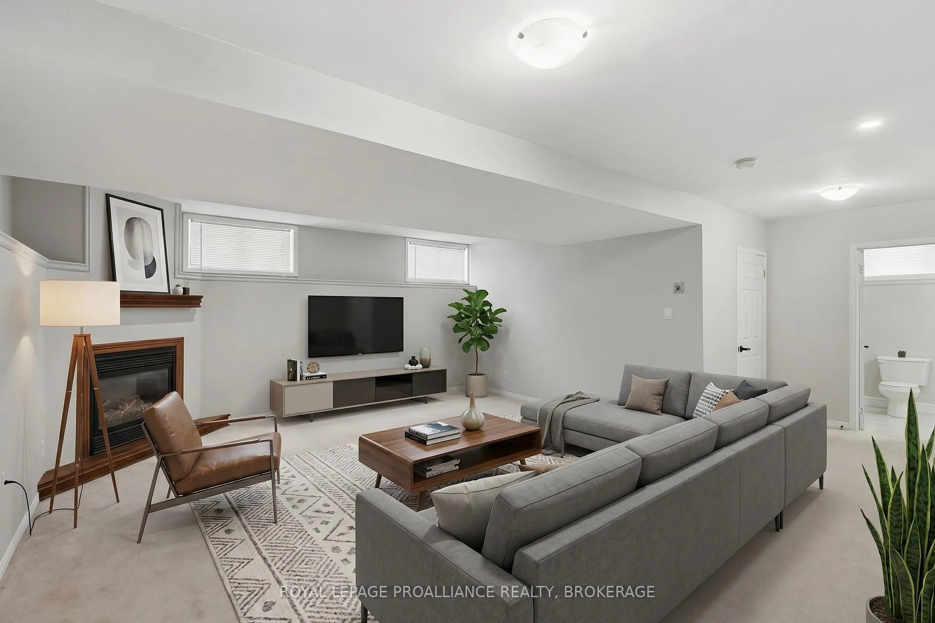 Photo 24 of 1380 Fisher Crescent, Kingston, City Southwest — HOMEH