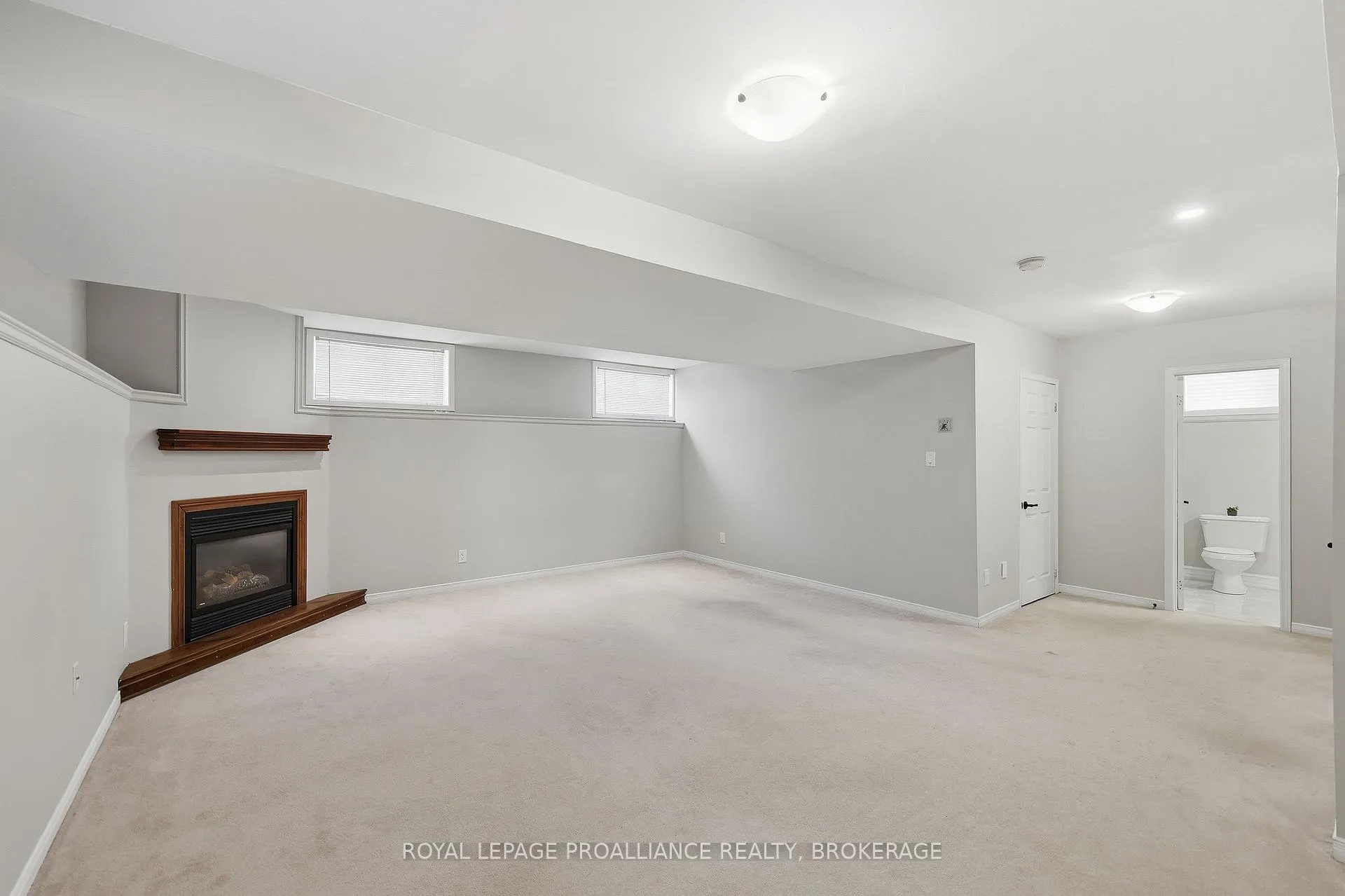 Photo 25 of 1380 Fisher Crescent, Kingston, City Southwest — HOMEH