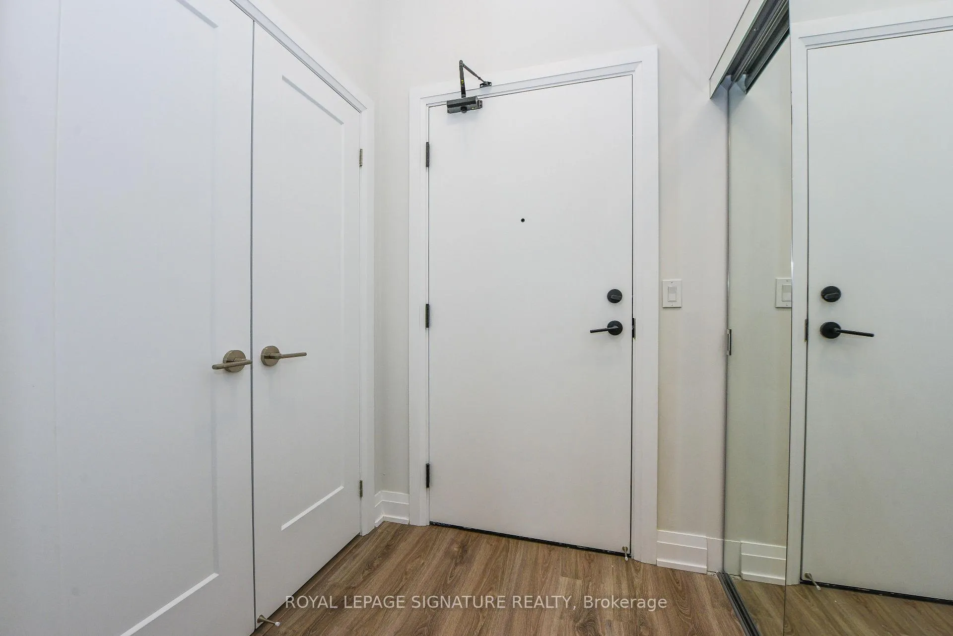 Photo 10 of Unit 508, 430 Square One Drive E, Mississauga, City Centre — HOMEH