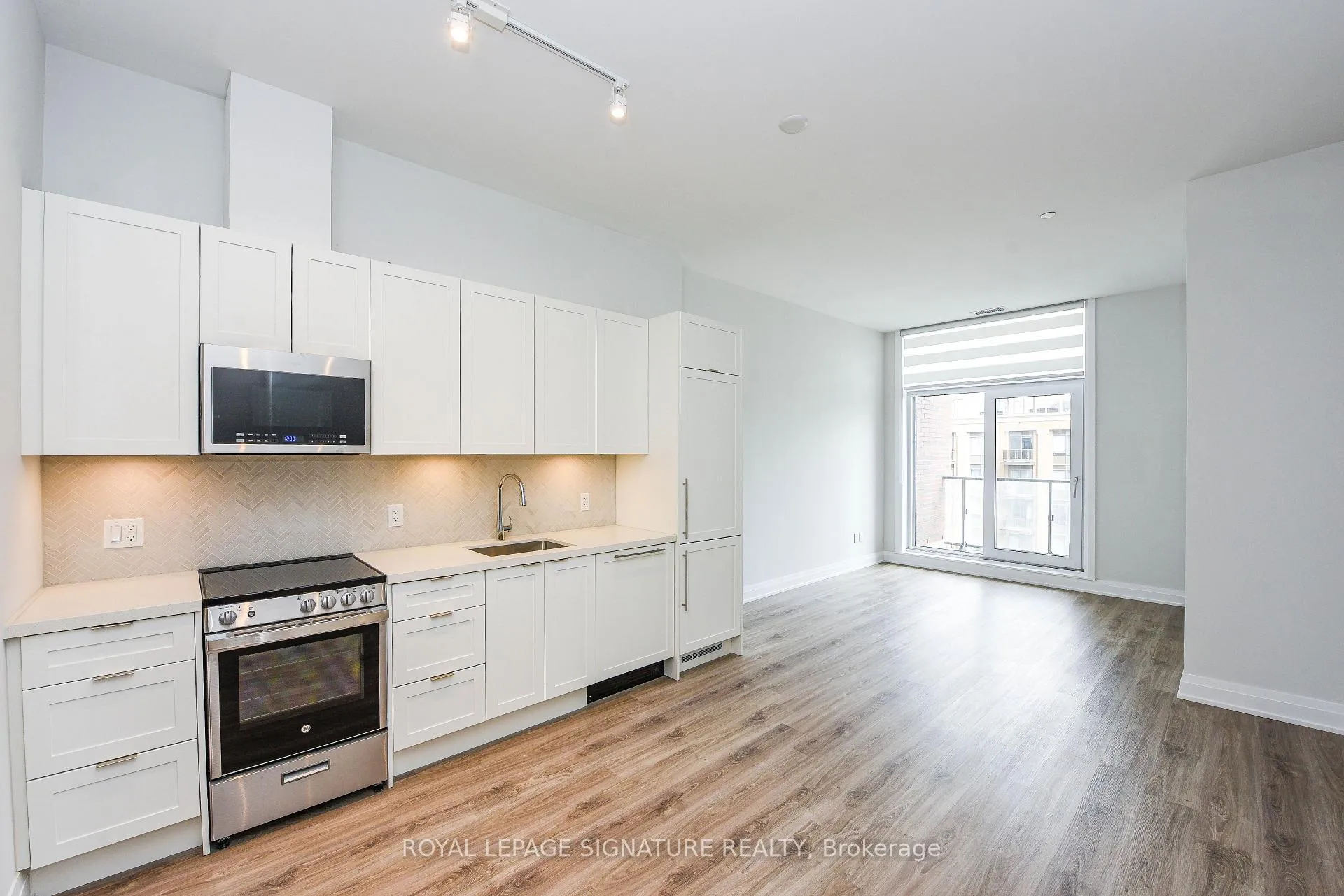 Photo 11 of Unit 508, 430 Square One Drive E, Mississauga, City Centre — HOMEH