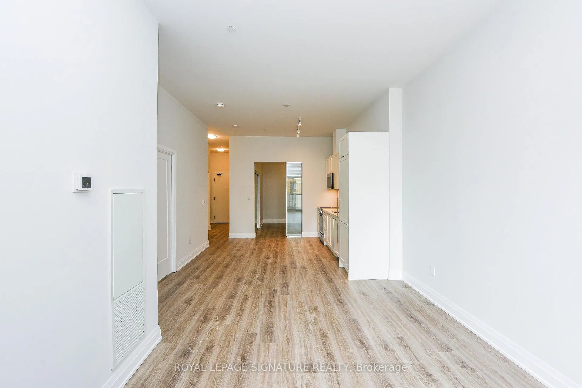 Photo 15 of Unit 508, 430 Square One Drive E, Mississauga, City Centre — HOMEH