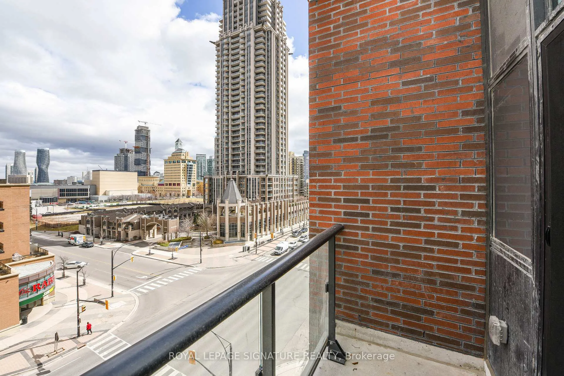 Photo 33 of Unit 508, 430 Square One Drive E, Mississauga, City Centre — HOMEH