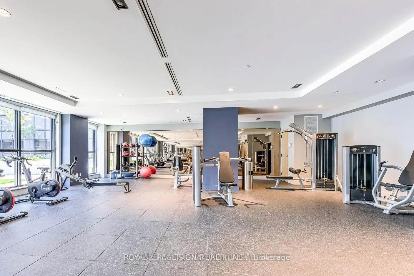 Photo 37 of Unit 508, 430 Square One Drive E, Mississauga, City Centre — HOMEH