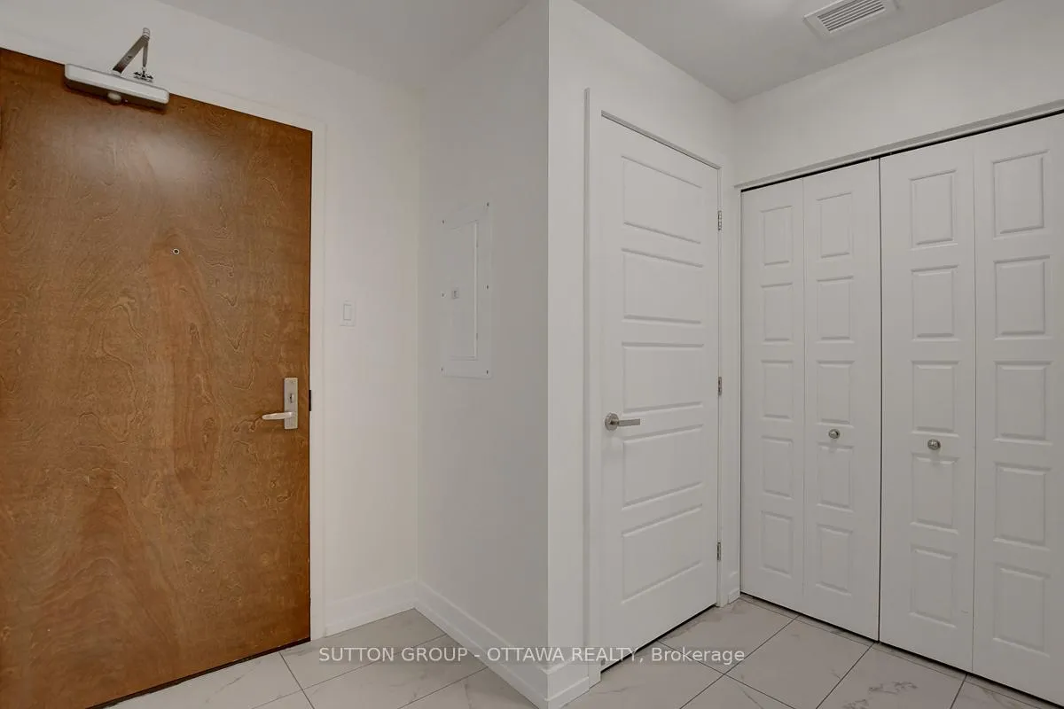 Photo 5 of Unit 903, 330 Titan Private, Ottawa, Borden Farm/Stewart Farm/Carleton Heights/Parkwood Hills — HOMEH