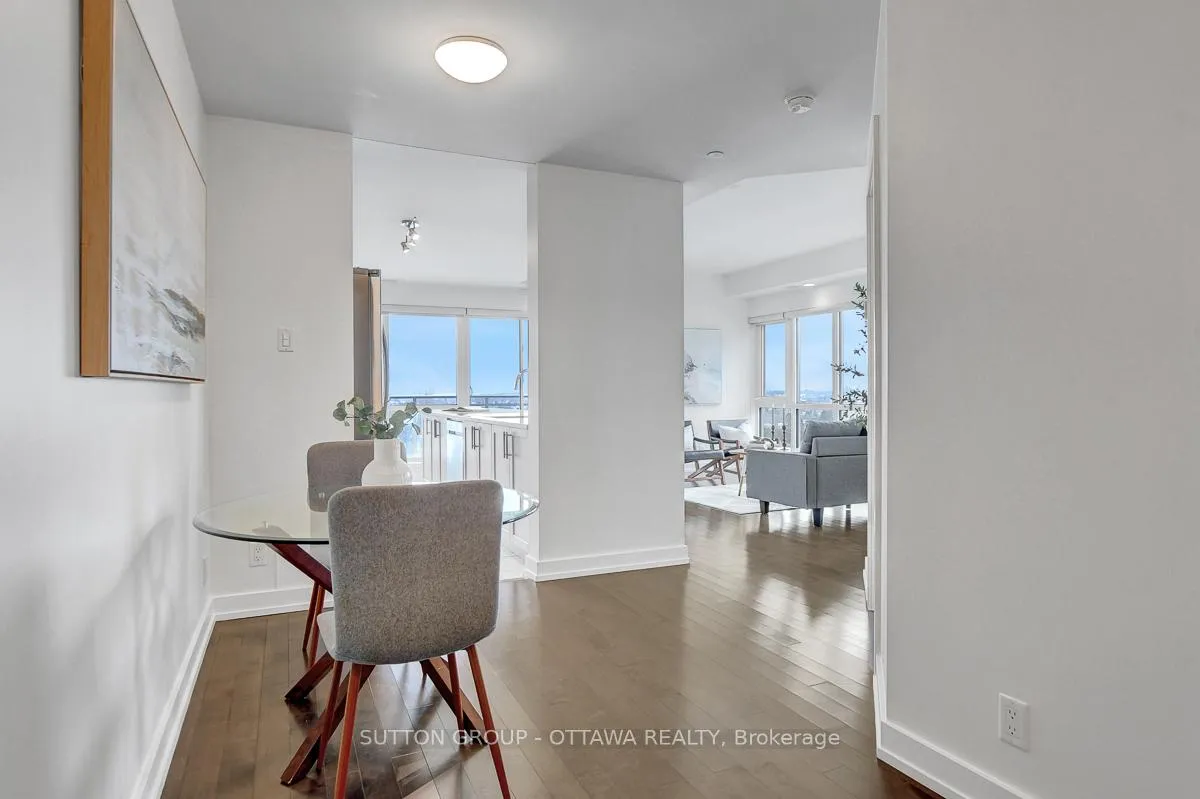Photo 7 of Unit 903, 330 Titan Private, Ottawa, Borden Farm/Stewart Farm/Carleton Heights/Parkwood Hills — HOMEH