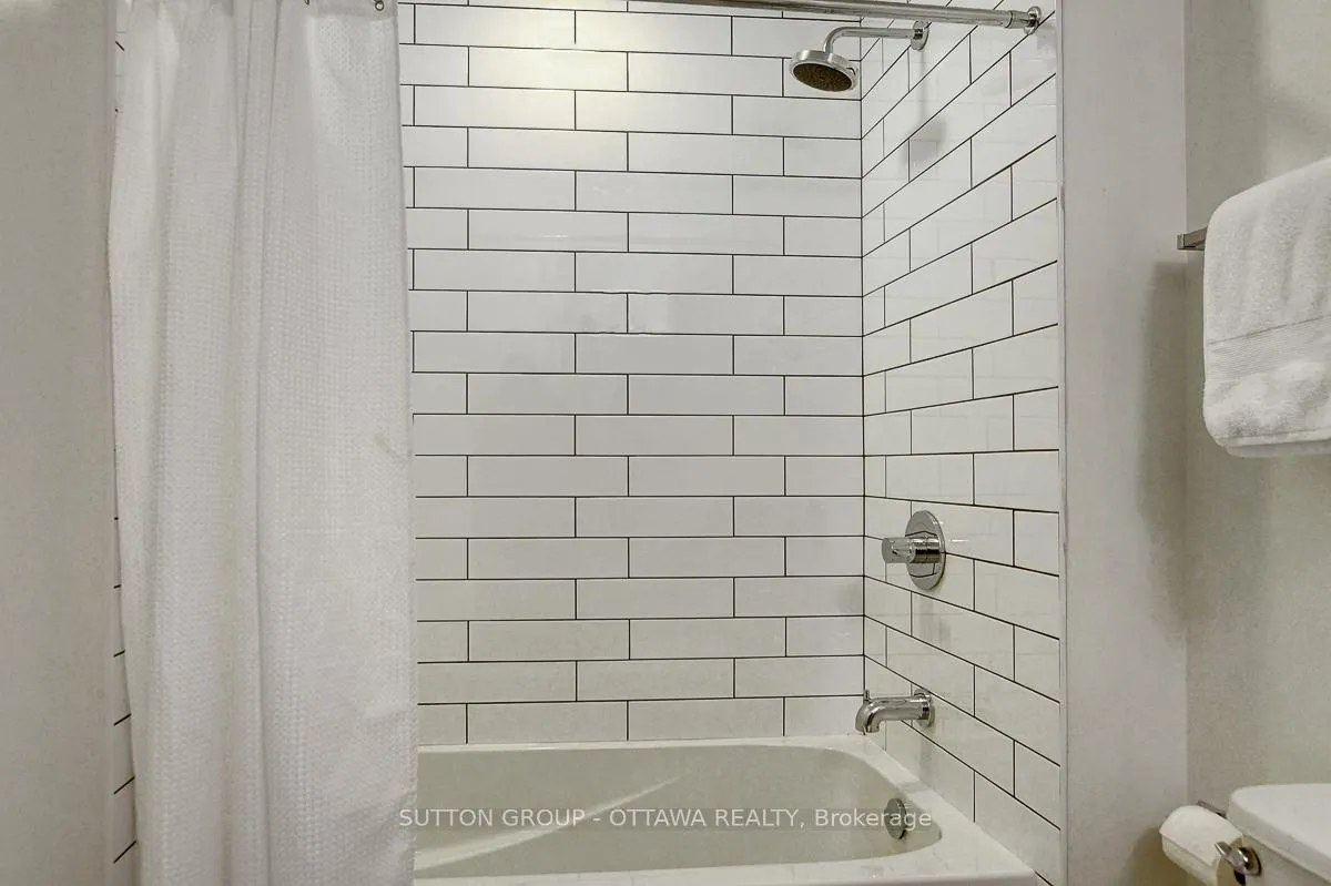 Photo 33 of Unit 903, 330 Titan Private, Ottawa, Borden Farm/Stewart Farm/Carleton Heights/Parkwood Hills — HOMEH