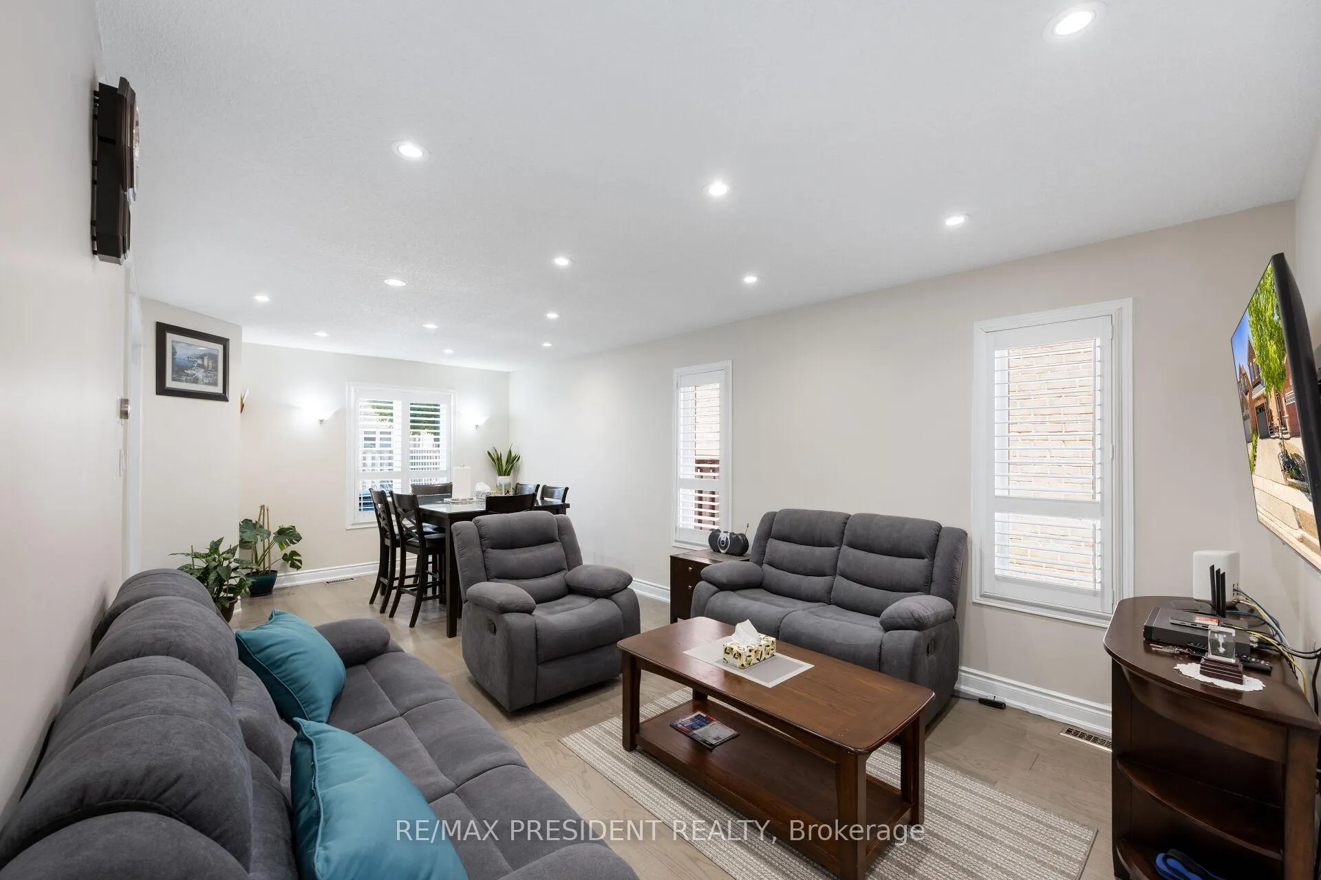 Photo 10 of 64 Orchid Drive, Brampton, Northwest Sandalwood Parkway — HOMEH