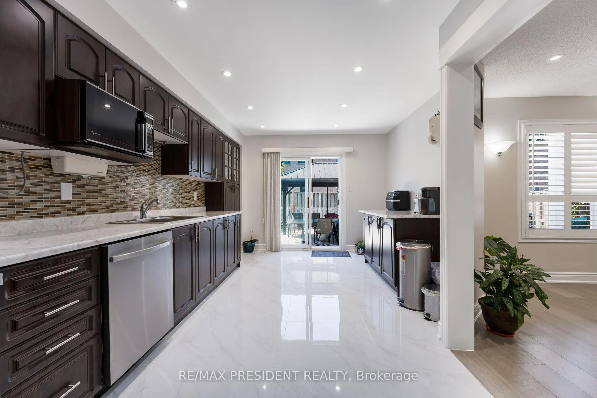 Photo 15 of 64 Orchid Drive, Brampton, Northwest Sandalwood Parkway — HOMEH