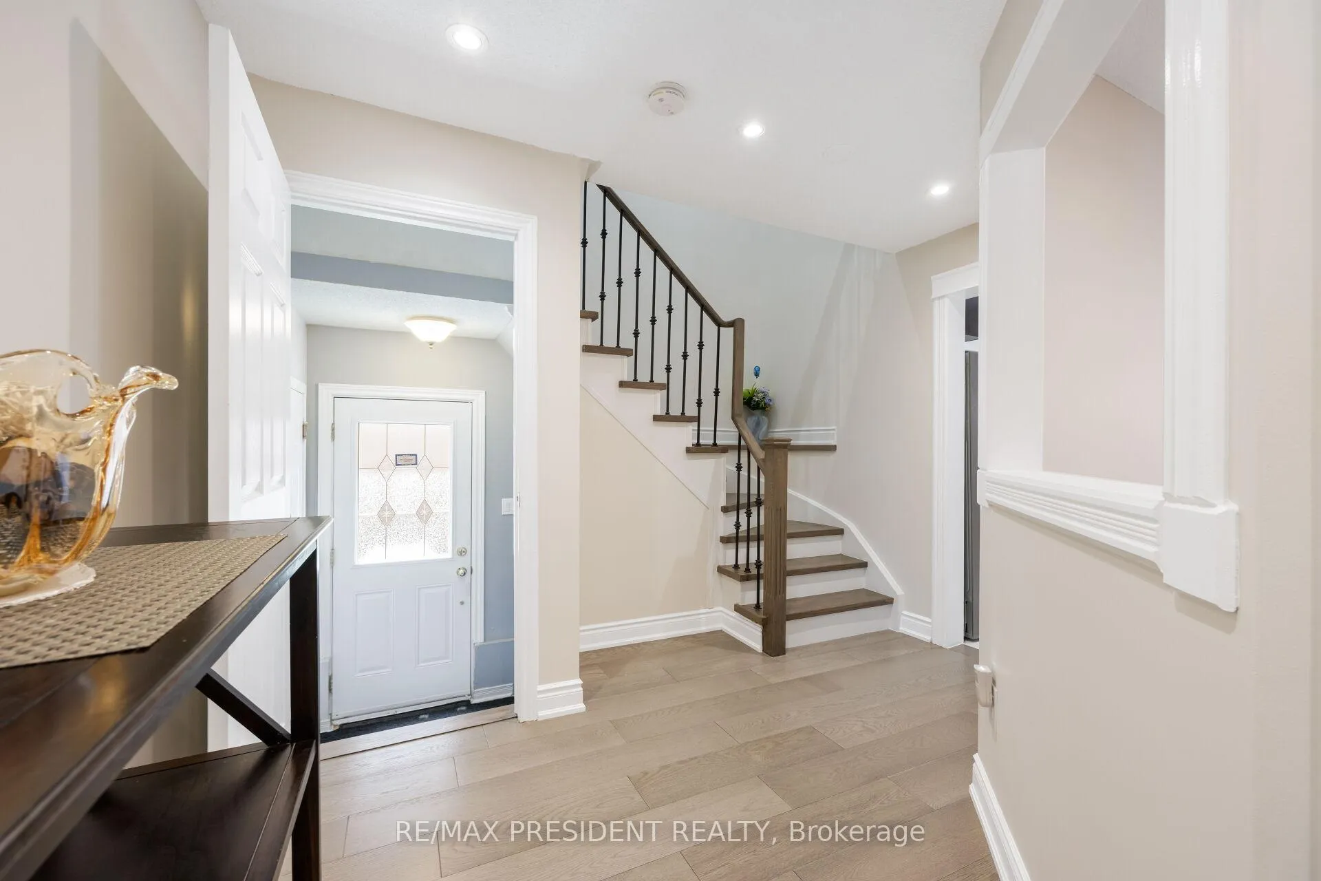 Photo 17 of 64 Orchid Drive, Brampton, Northwest Sandalwood Parkway — HOMEH