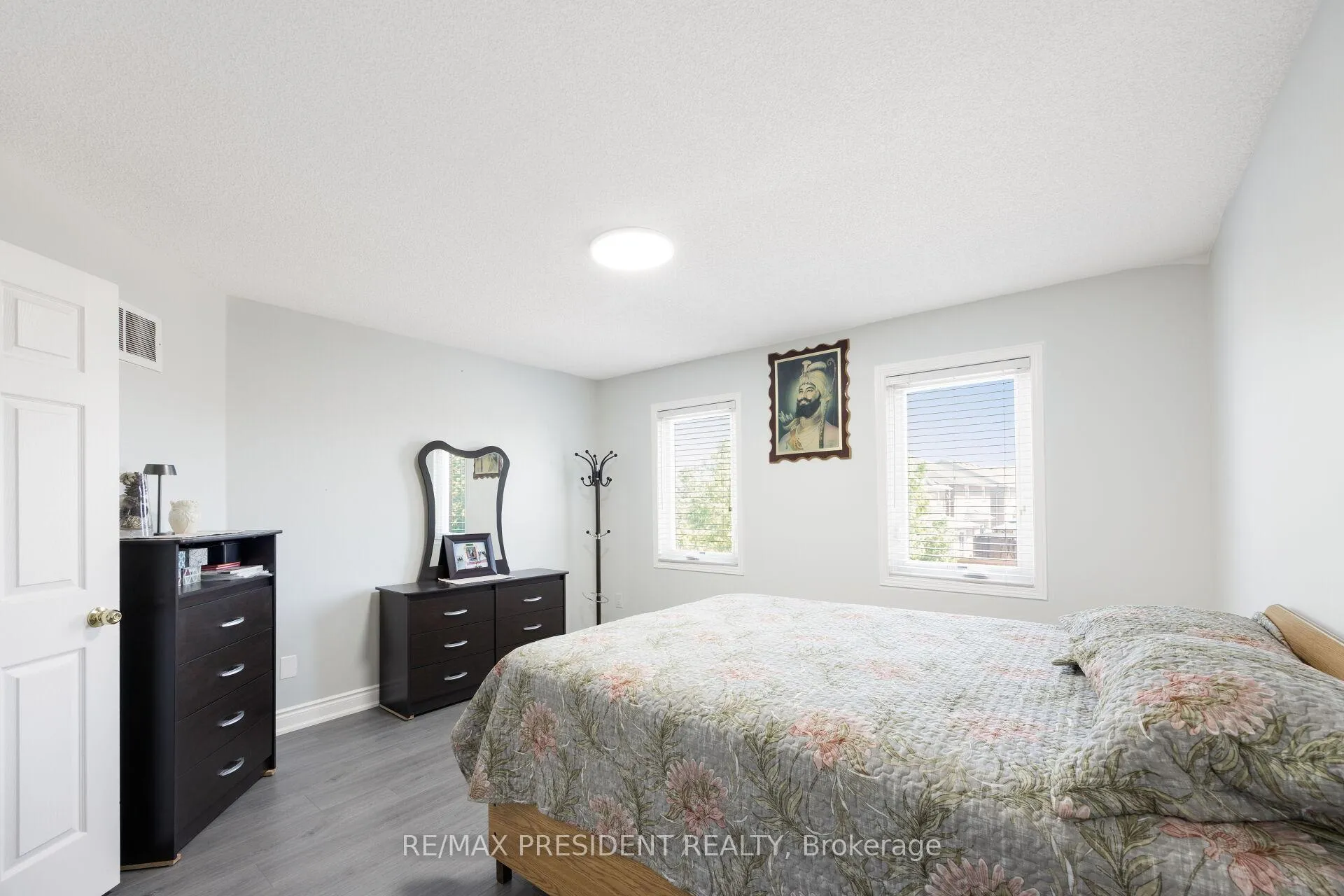 Photo 26 of 64 Orchid Drive, Brampton, Northwest Sandalwood Parkway — HOMEH