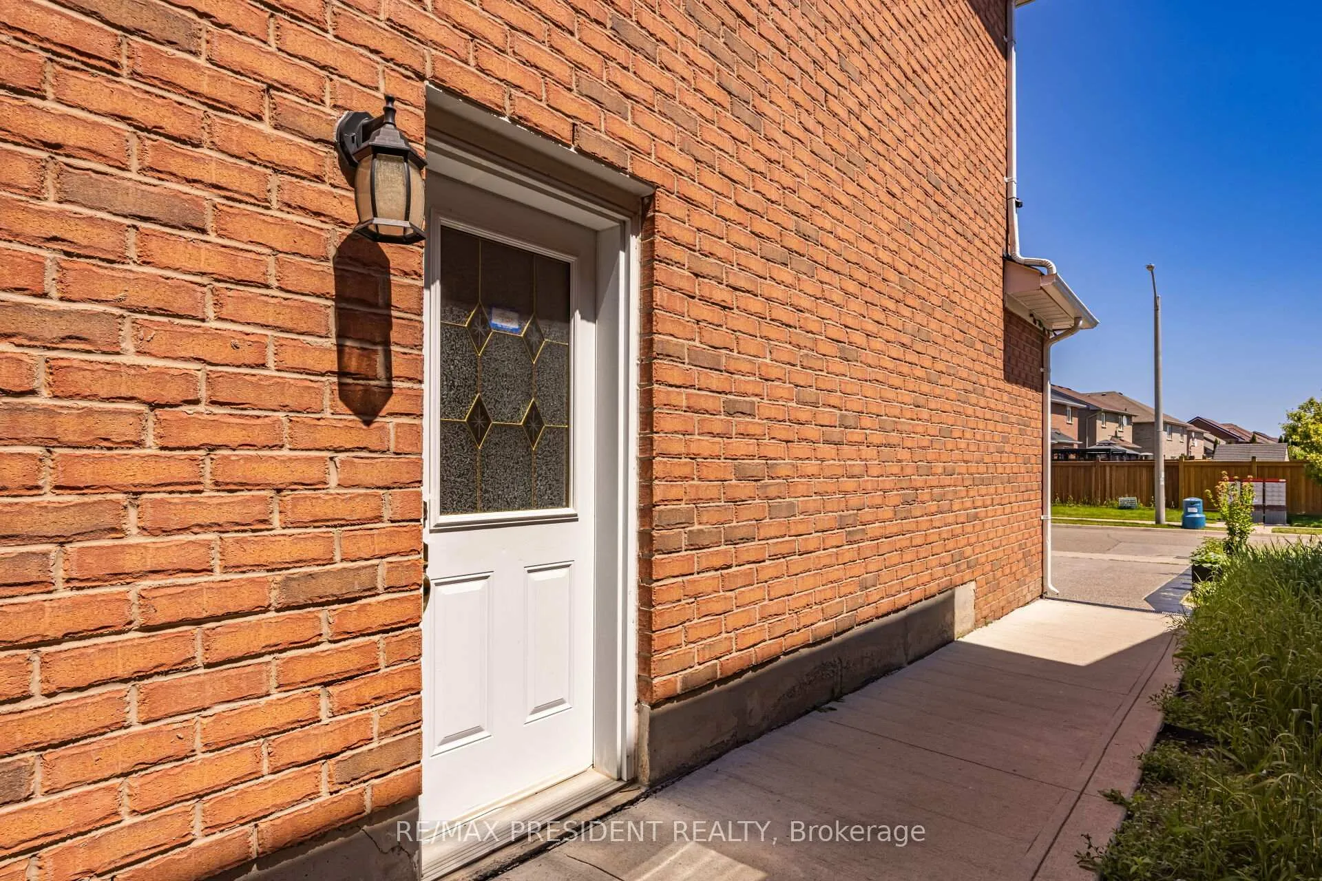 Photo 41 of 64 Orchid Drive, Brampton, Northwest Sandalwood Parkway — HOMEH