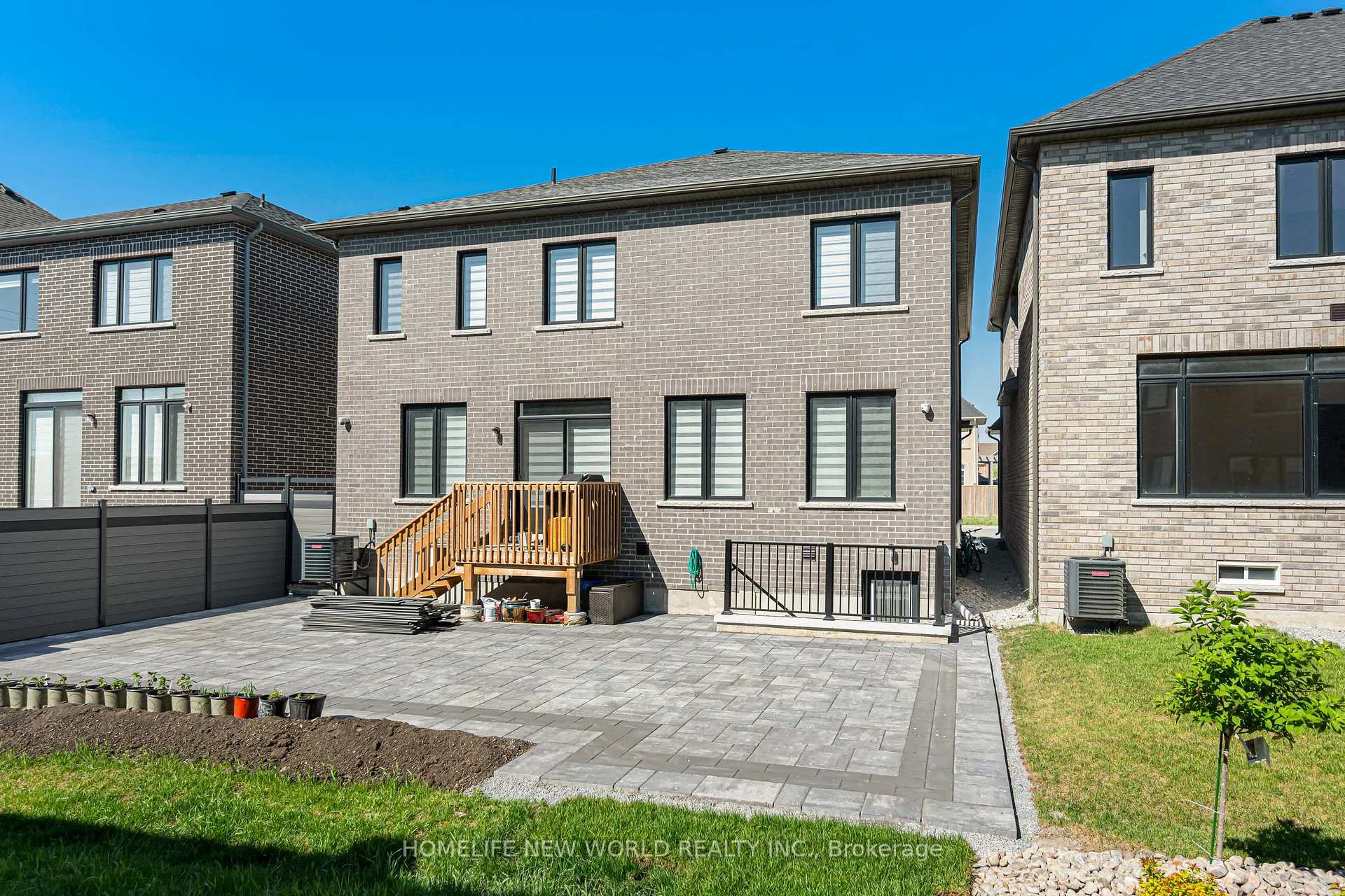 Photo 30 of 80 weslock Crescent, Aurora, Bayview Northeast — HOMEH