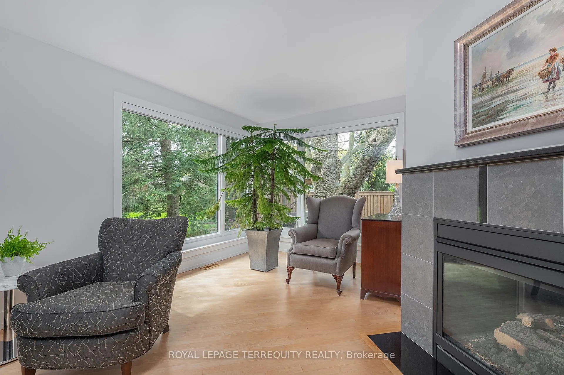 Photo 6 of 496 The Kingsway, Etobicoke, Princess-Rosethorn — HOMEH