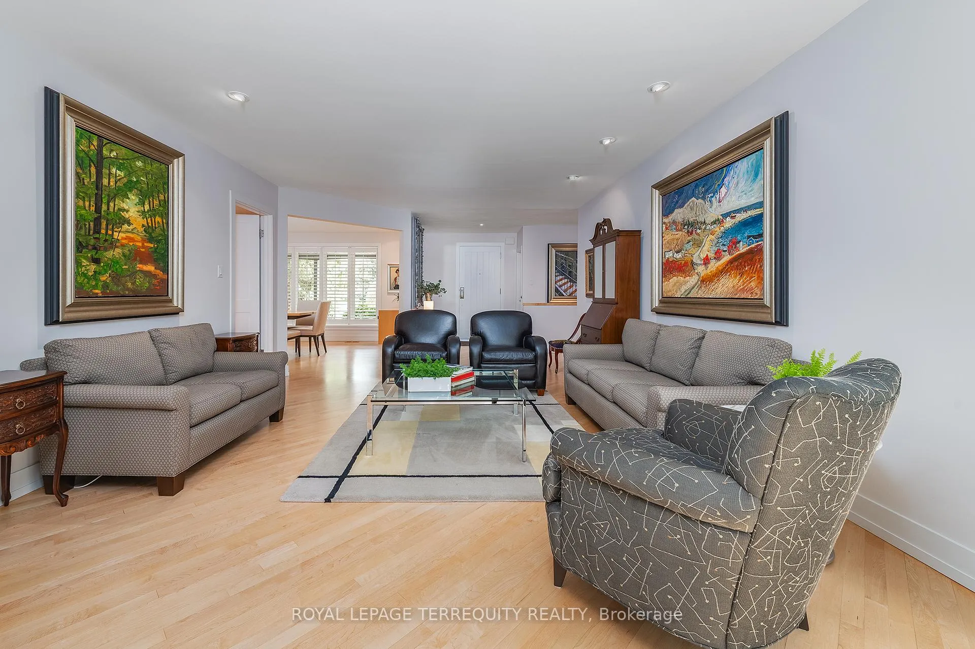Photo 7 of 496 The Kingsway, Etobicoke, Princess-Rosethorn — HOMEH