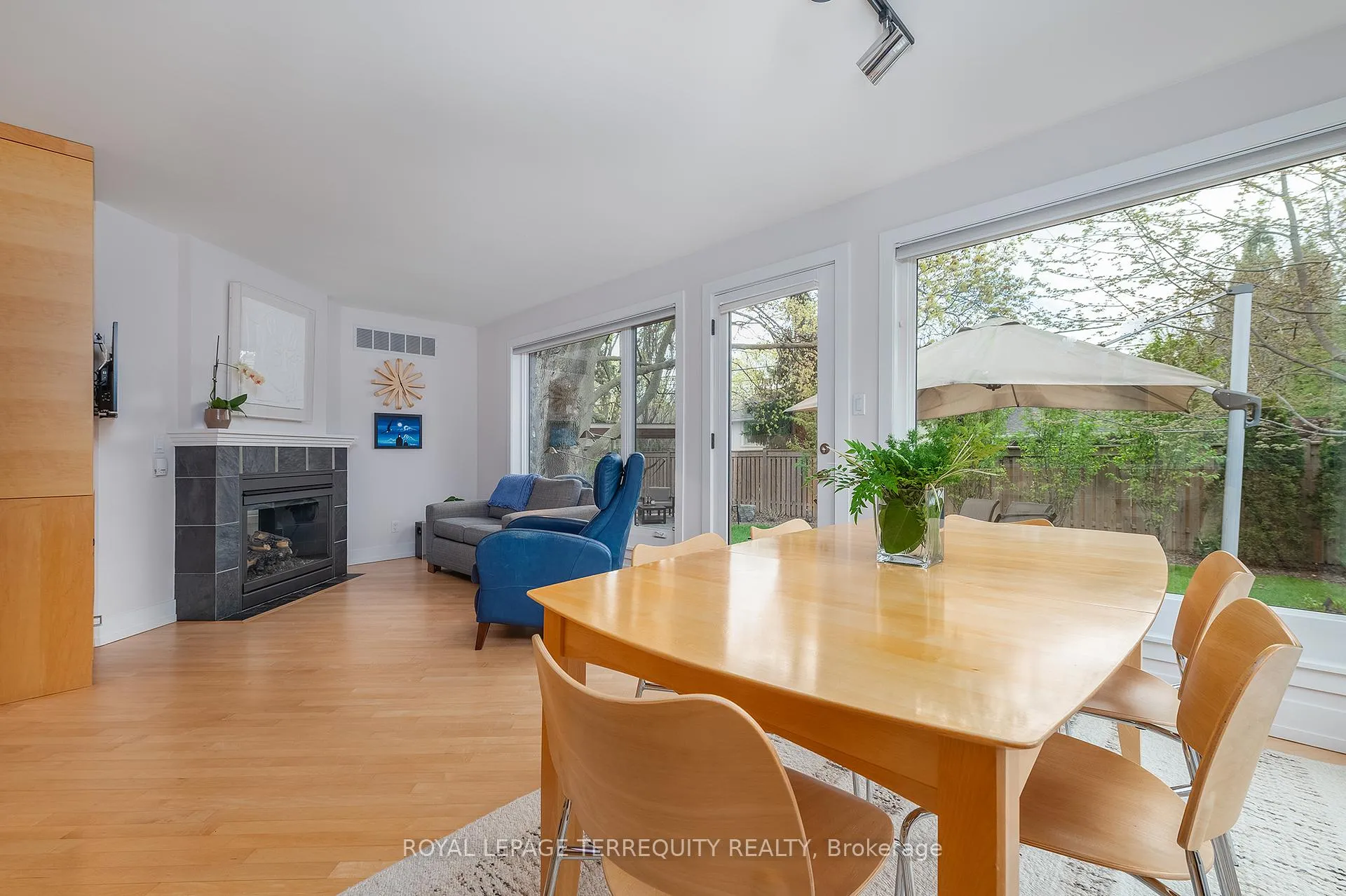Photo 17 of 496 The Kingsway, Etobicoke, Princess-Rosethorn — HOMEH