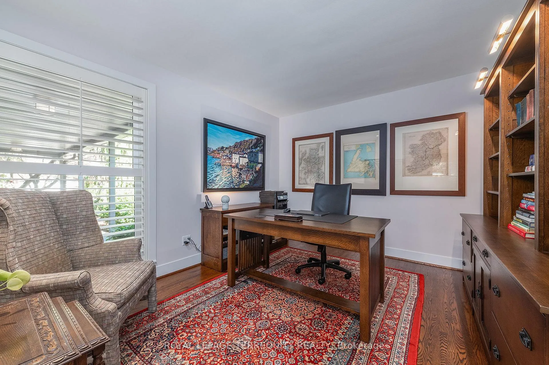 Photo 27 of 496 The Kingsway, Etobicoke, Princess-Rosethorn — HOMEH