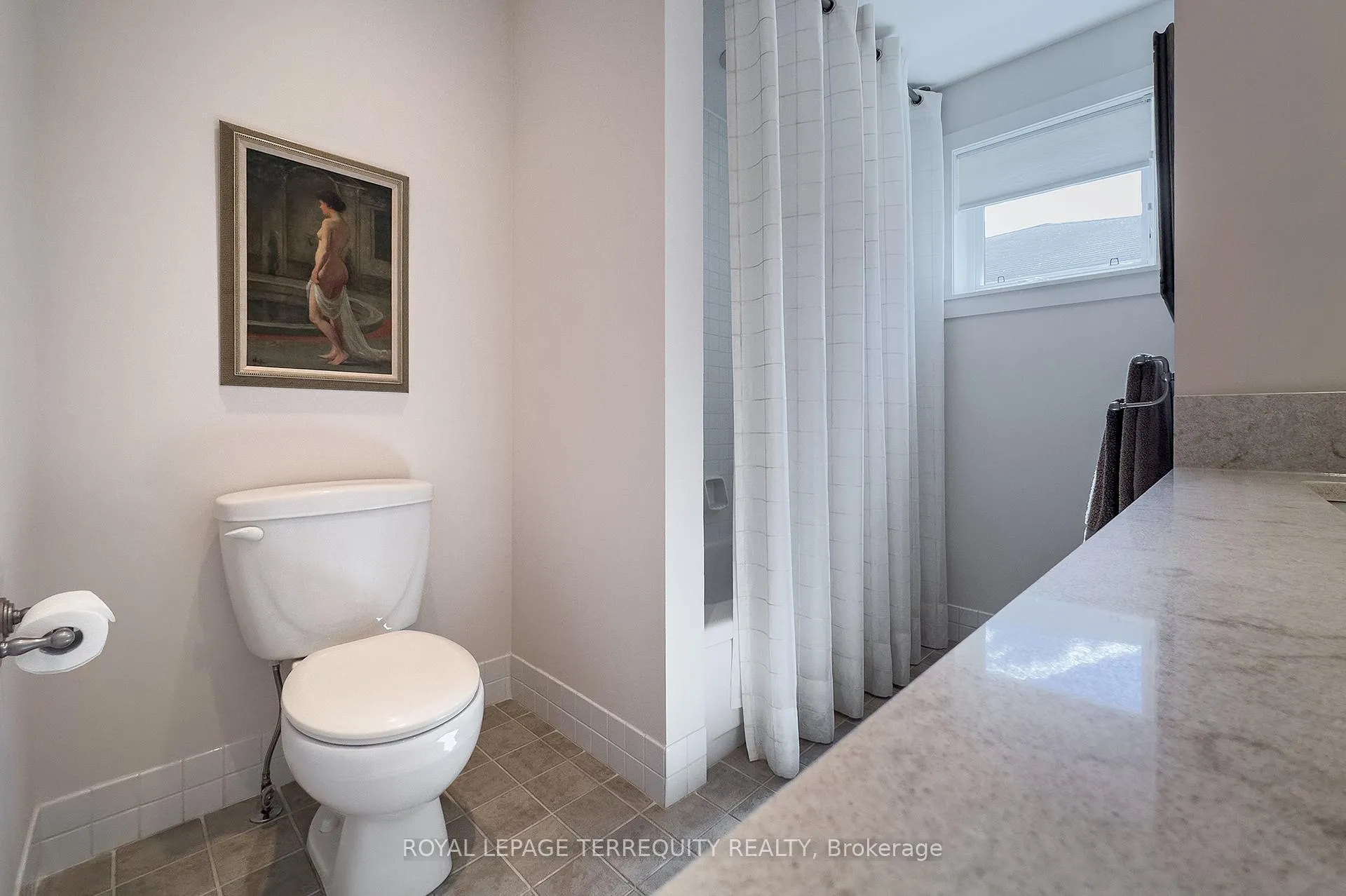 Photo 30 of 496 The Kingsway, Etobicoke, Princess-Rosethorn — HOMEH