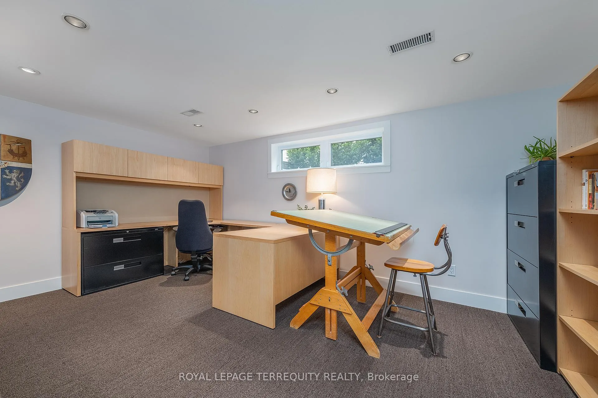 Photo 35 of 496 The Kingsway, Etobicoke, Princess-Rosethorn — HOMEH