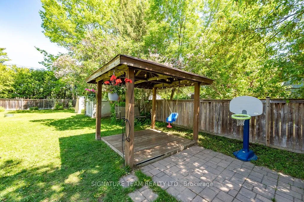 Photo 13 of 301 Chamberlain Street, Pembroke — HOMEH