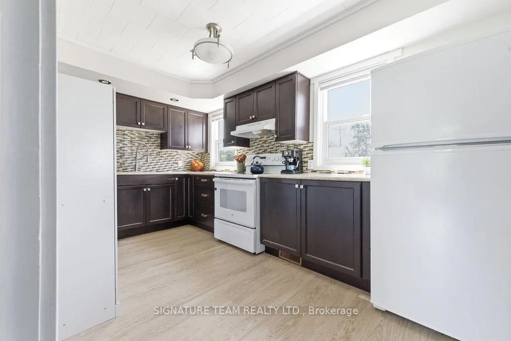 Photo 25 of 301 Chamberlain Street, Pembroke — HOMEH