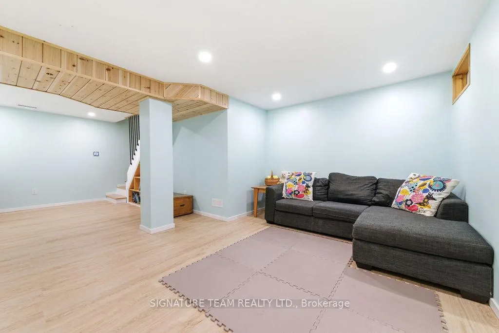 Photo 43 of 301 Chamberlain Street, Pembroke — HOMEH