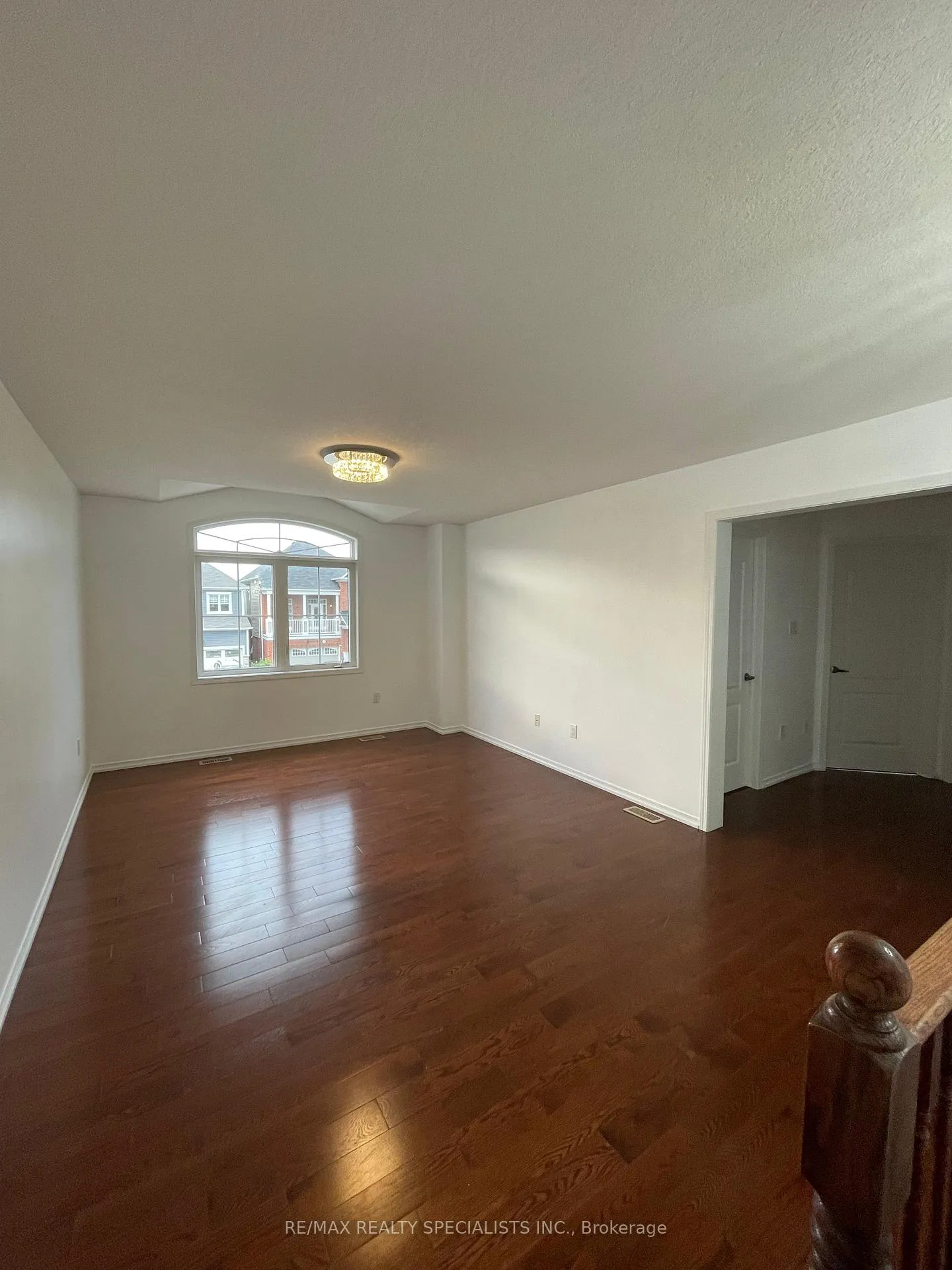 Photo 12 of 243 Seabrook Drive, Kitchener — HOMEH