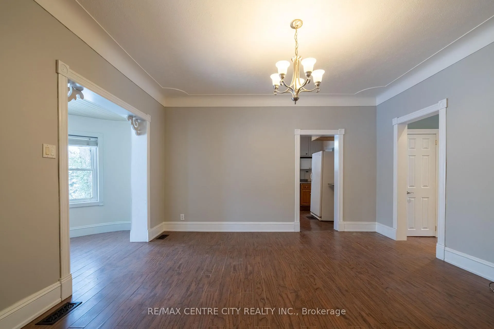 Photo 10 of 182 Victoria Street, Southwest Middlesex, Glencoe — HOMEH