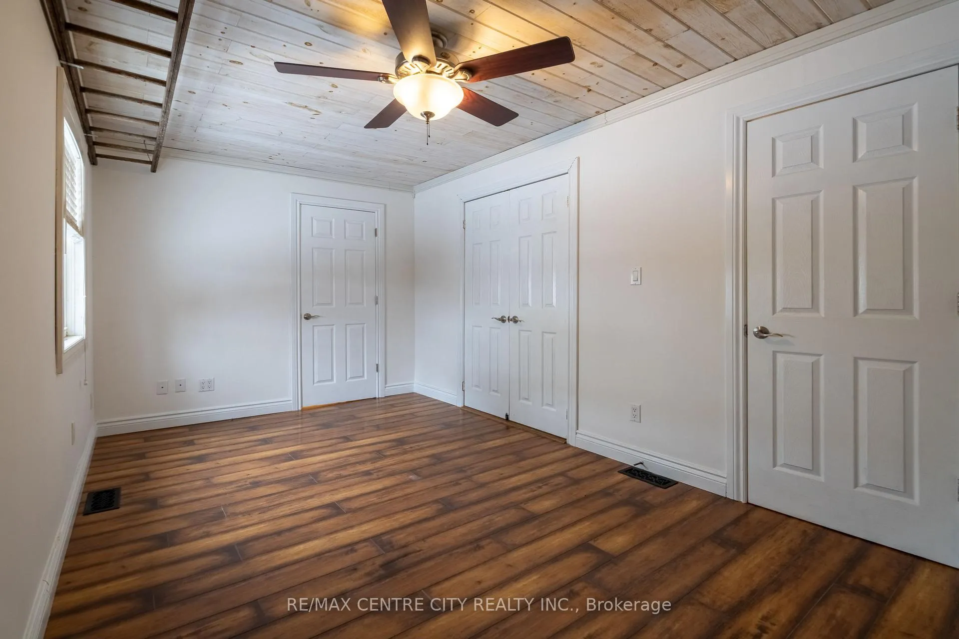 Photo 16 of 182 Victoria Street, Southwest Middlesex, Glencoe — HOMEH