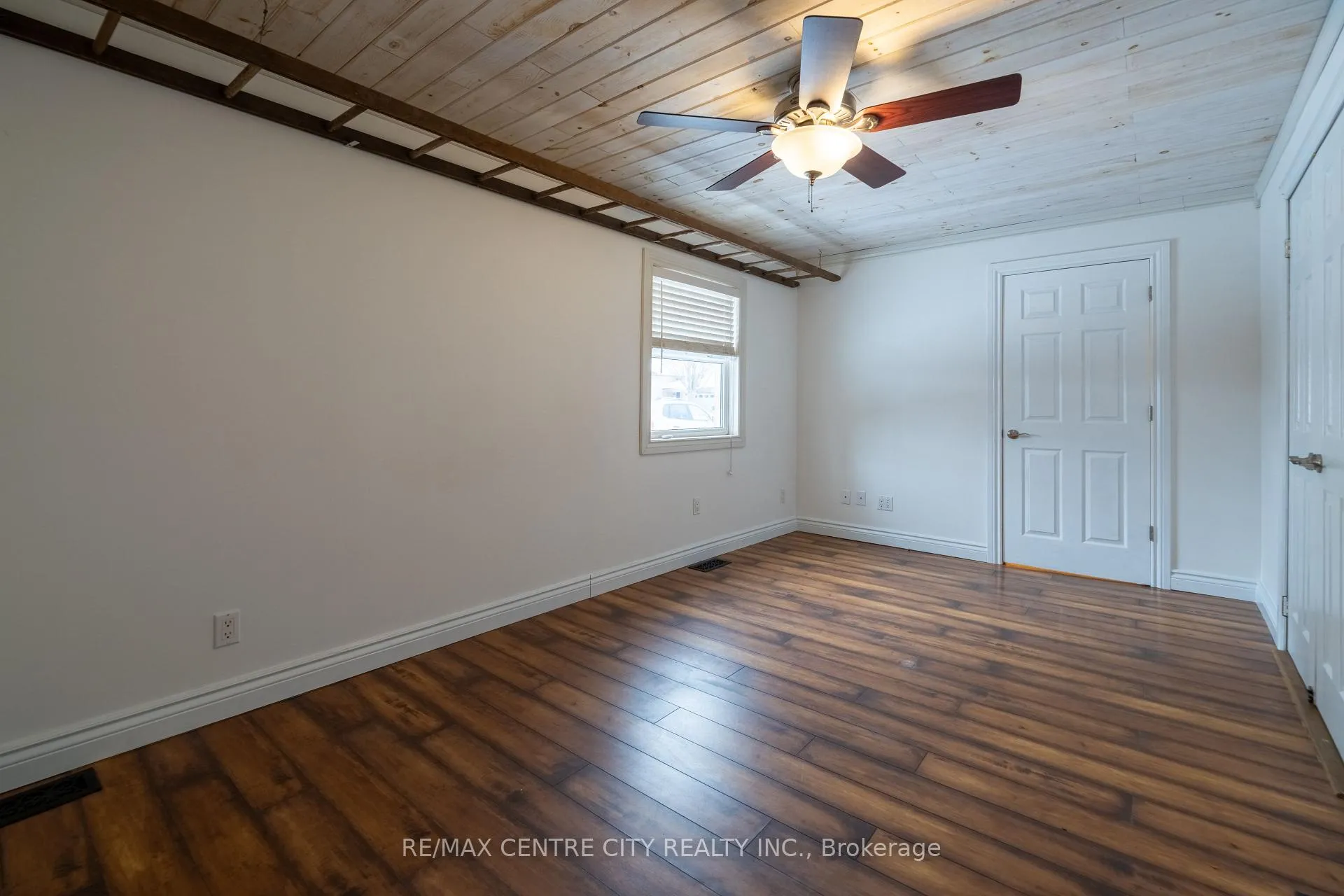 Photo 17 of 182 Victoria Street, Southwest Middlesex, Glencoe — HOMEH