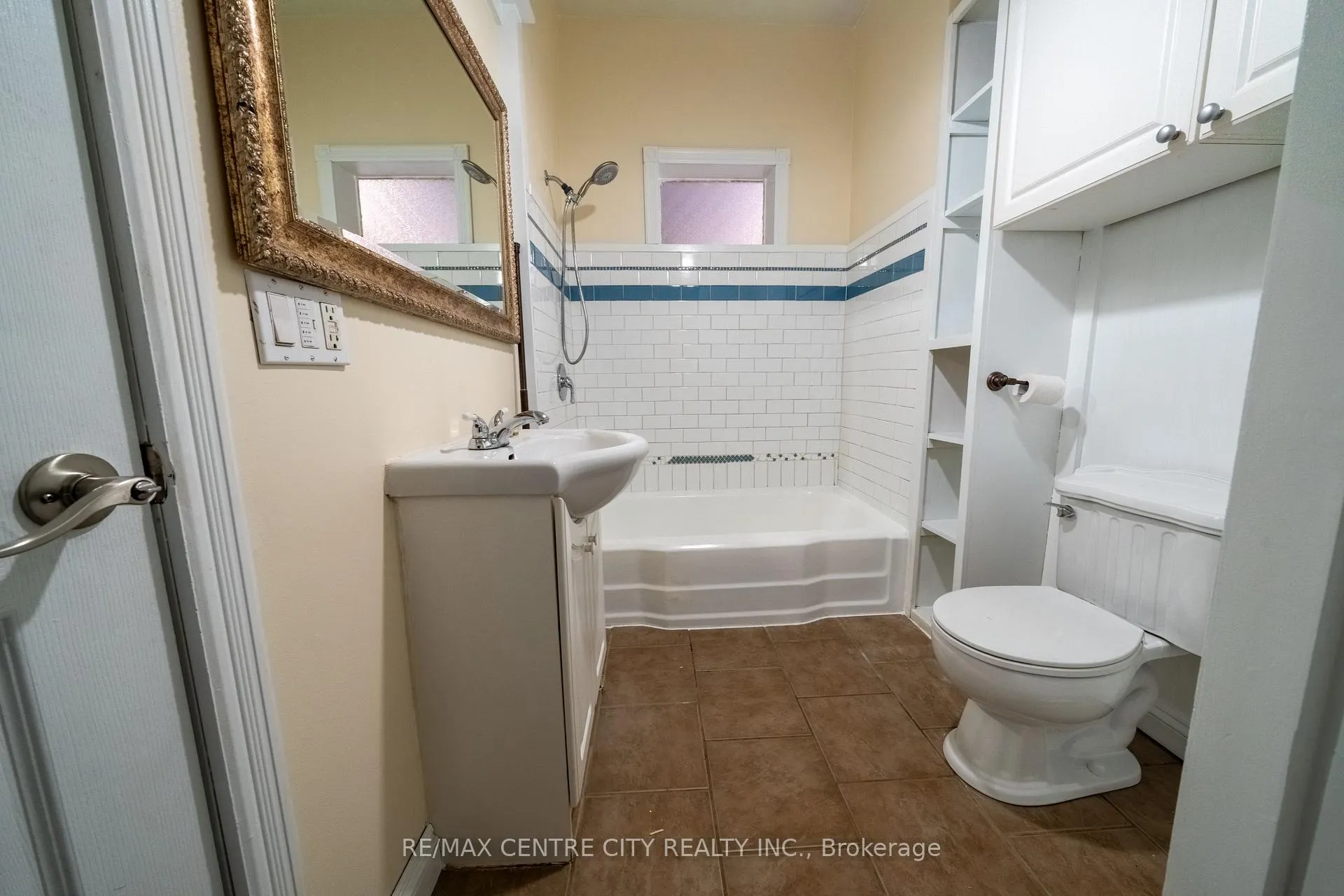 Photo 22 of 182 Victoria Street, Southwest Middlesex, Glencoe — HOMEH