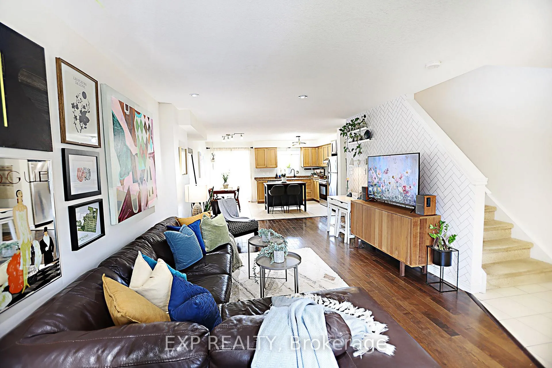 Photo 7 of 360 John Street N, Hamilton, North End — HOMEH