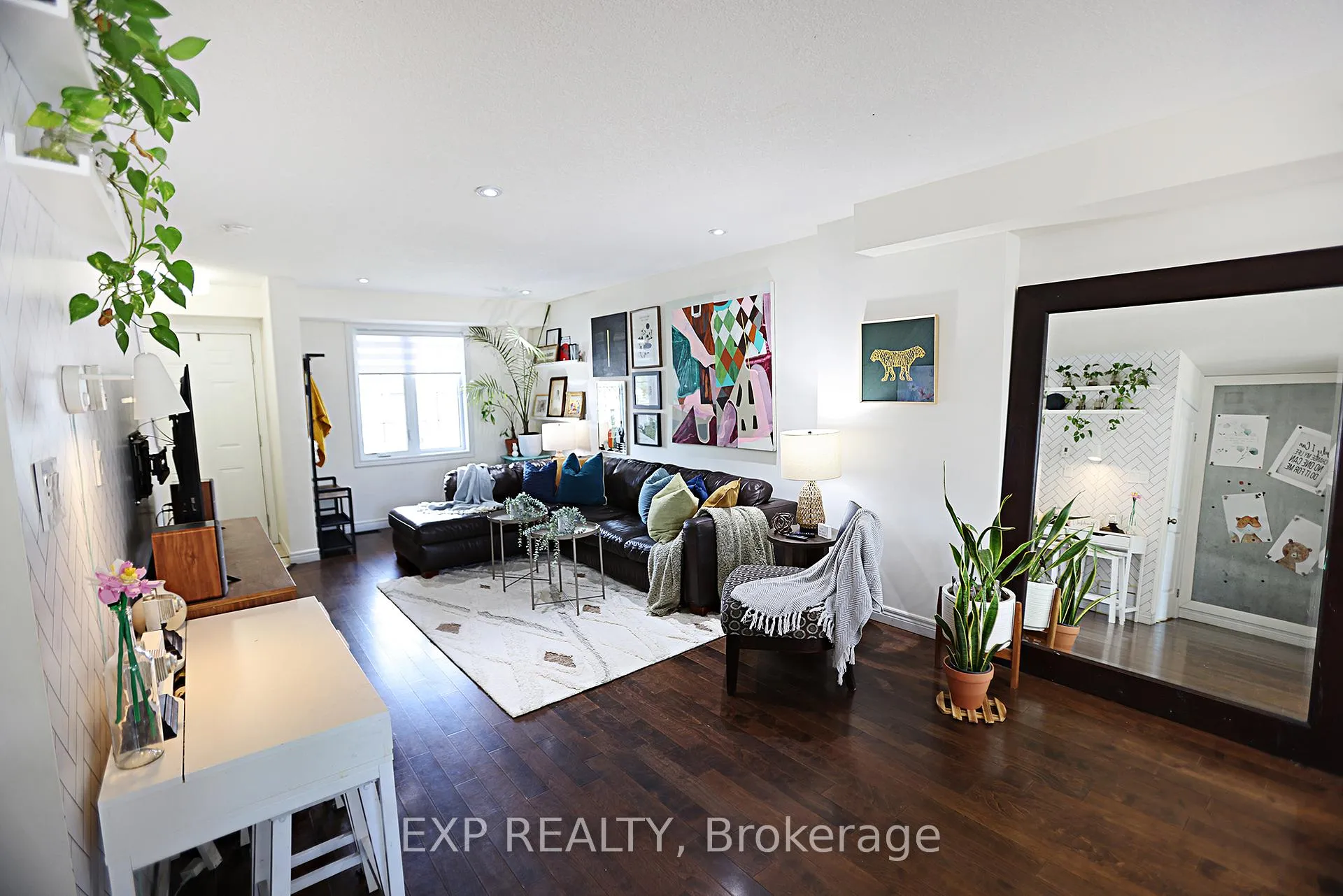 Photo 9 of 360 John Street N, Hamilton, North End — HOMEH