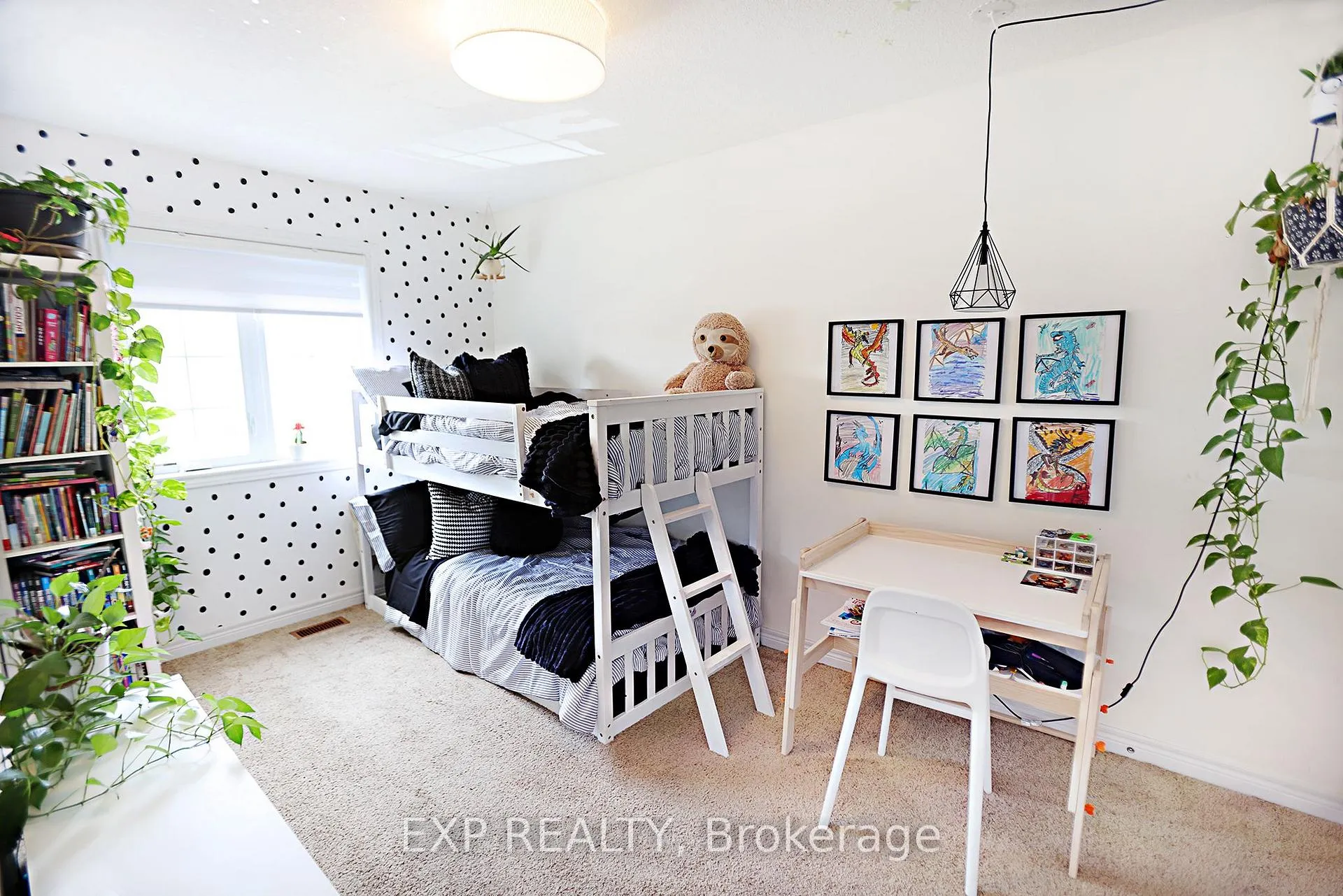 Photo 12 of 360 John Street N, Hamilton, North End — HOMEH