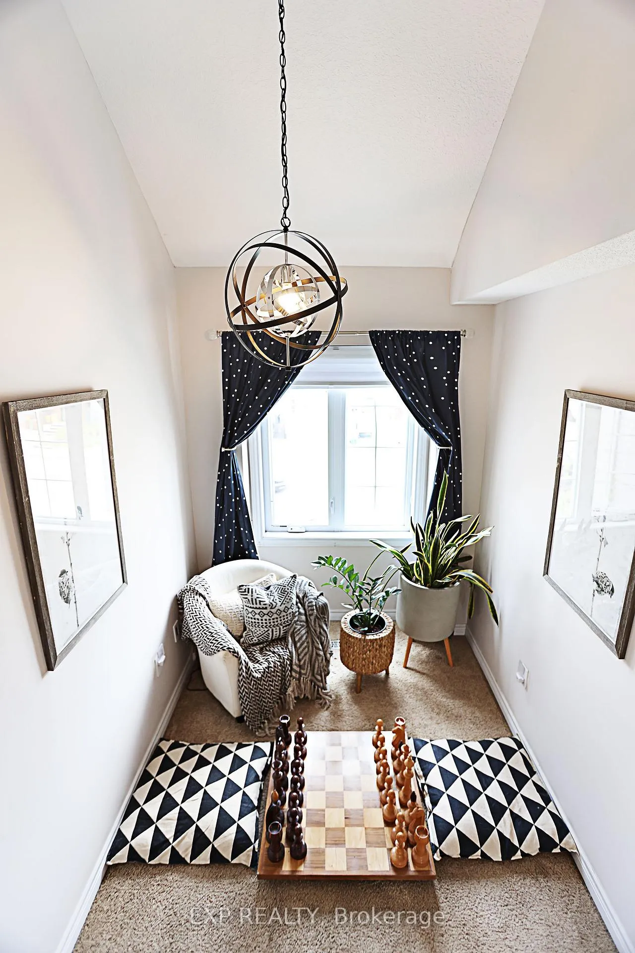 Photo 15 of 360 John Street N, Hamilton, North End — HOMEH