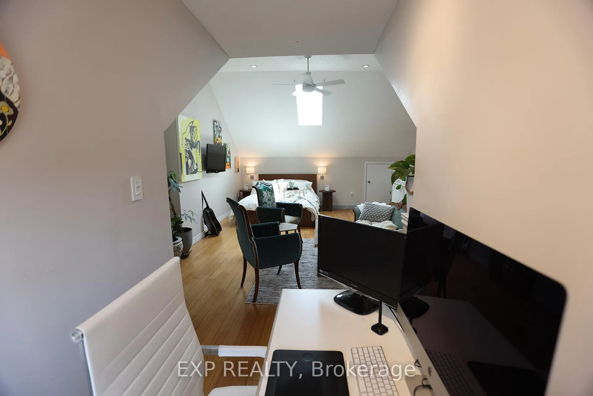 Photo 20 of 360 John Street N, Hamilton, North End — HOMEH