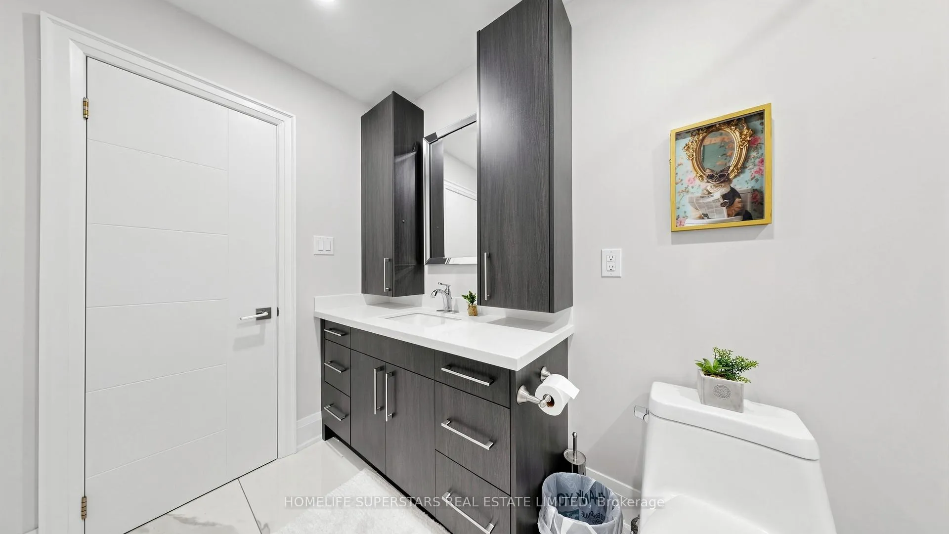 Photo 17 of 34 Mercer Drive, Brampton, Downtown Brampton — HOMEH
