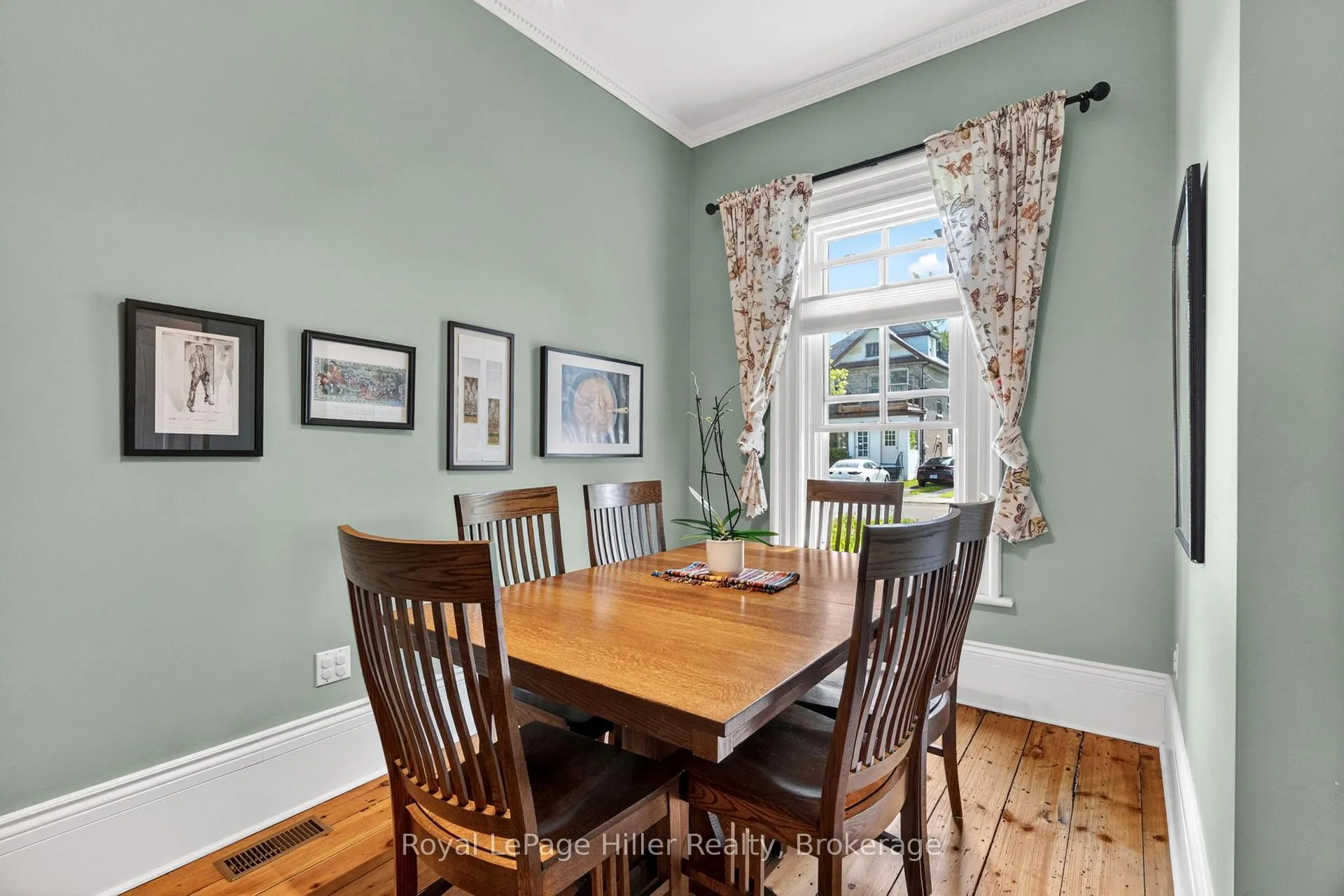 Photo 7 of 34 Bay Street, Stratford — HOMEH